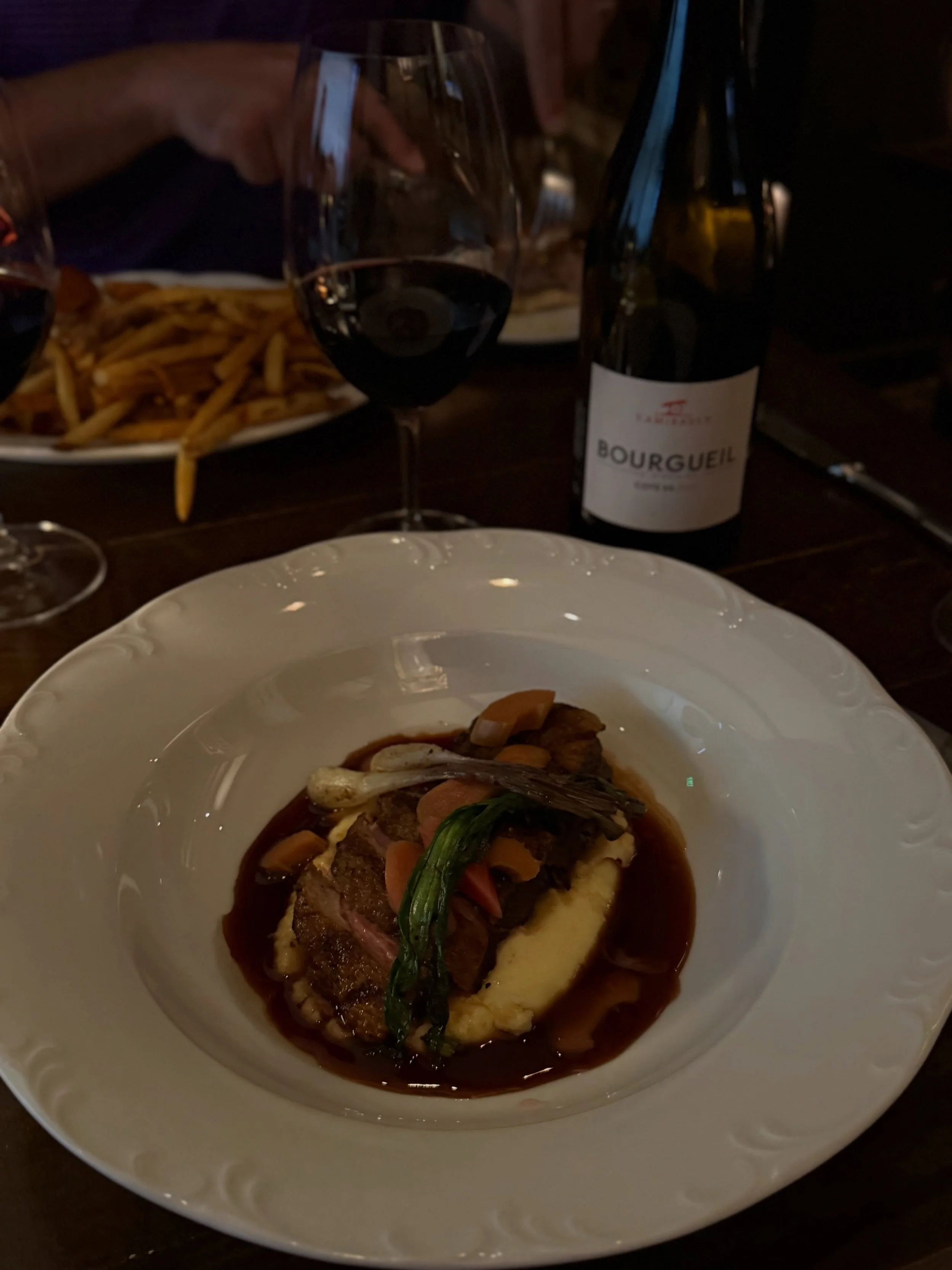 Recipe for a fabulous evening in The Tavern: Gratin&eacute;ed oysters, Jurgielewicz Farm Duck Breast, a glass of red, a Family Heirloom, an Espresso Martini, your best friend, &amp; a fun summer dress.

Grab a last-minute reservation for tonight&rsqu