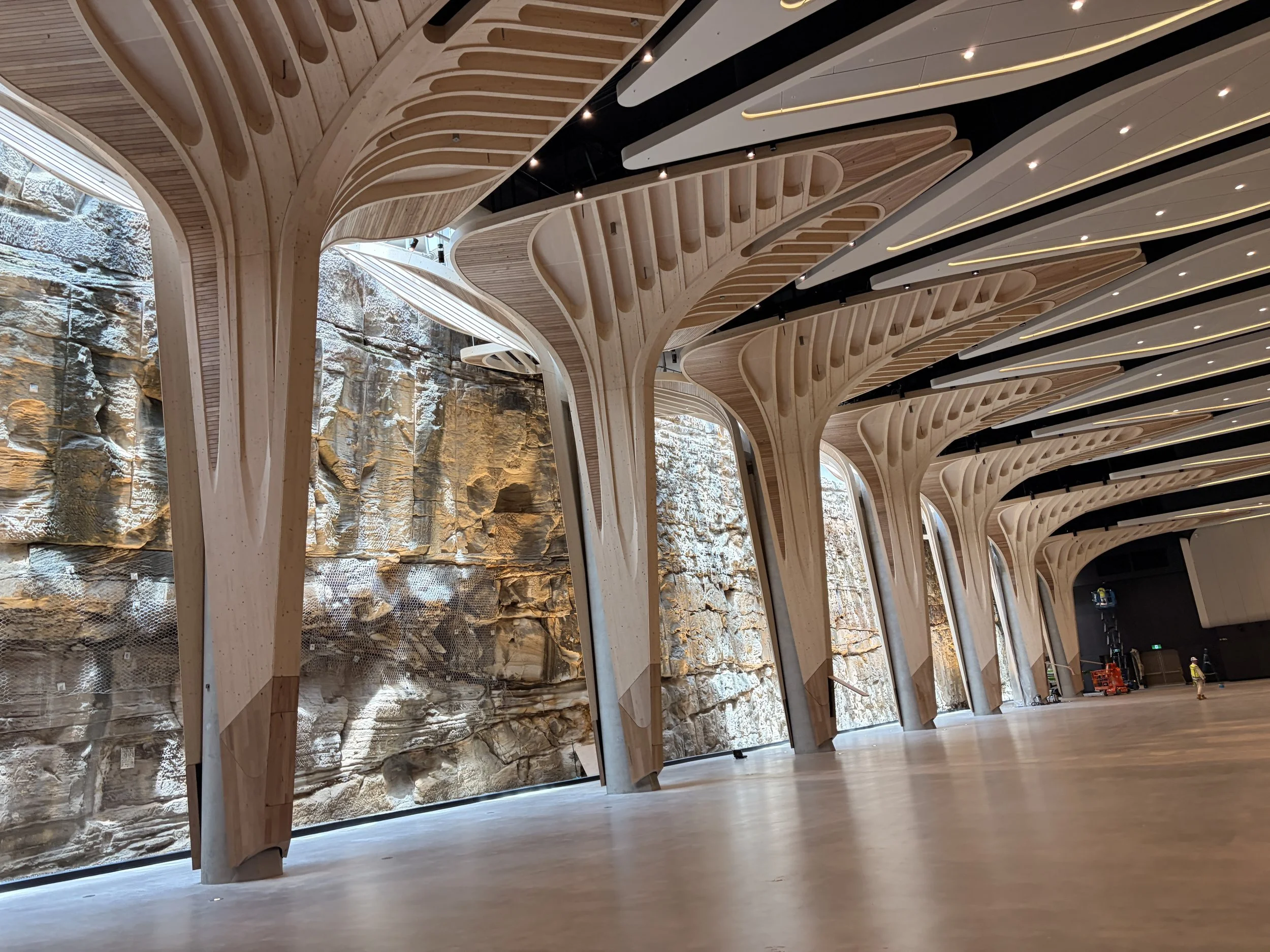  The Cutaway Barangaroo  
 Contractor: Altitude Facades 