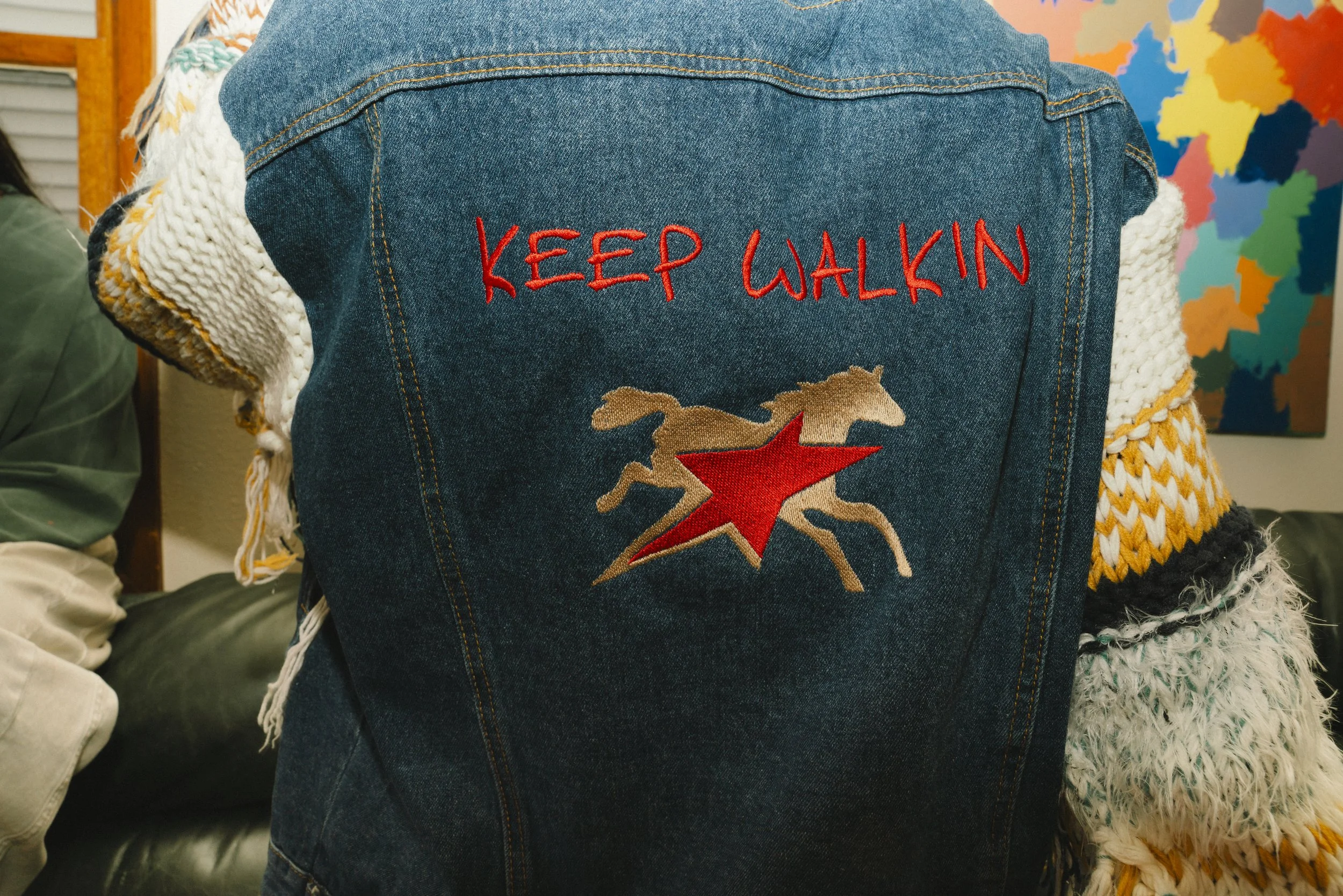 DENIM JACKET/KNIT SLEEVES