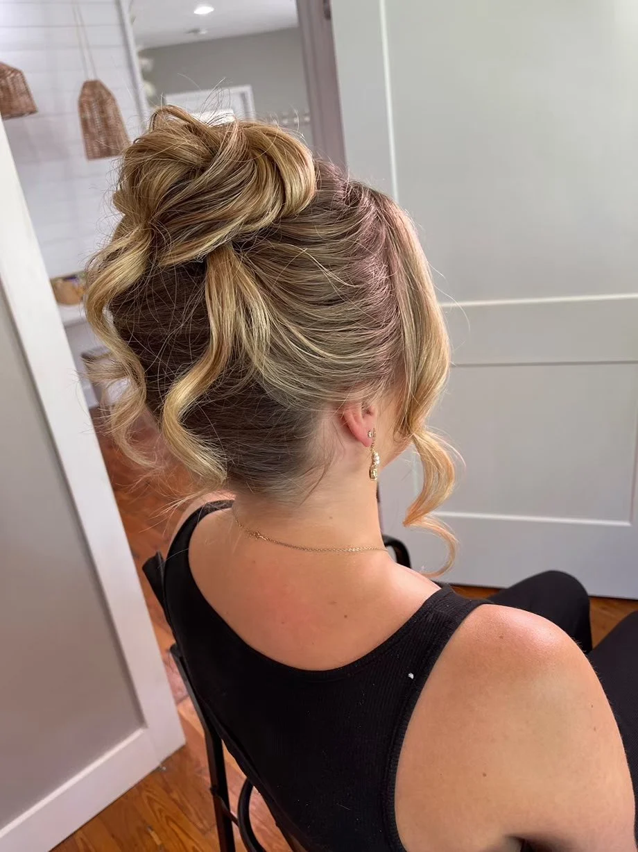 hollywood-high-bun-bridal-updo-salon-tn