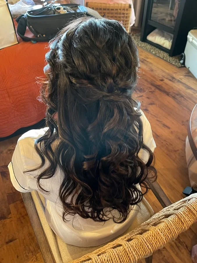 twisted-halfup-halfdown-bridal-hairstyle-ancient-lore-tn