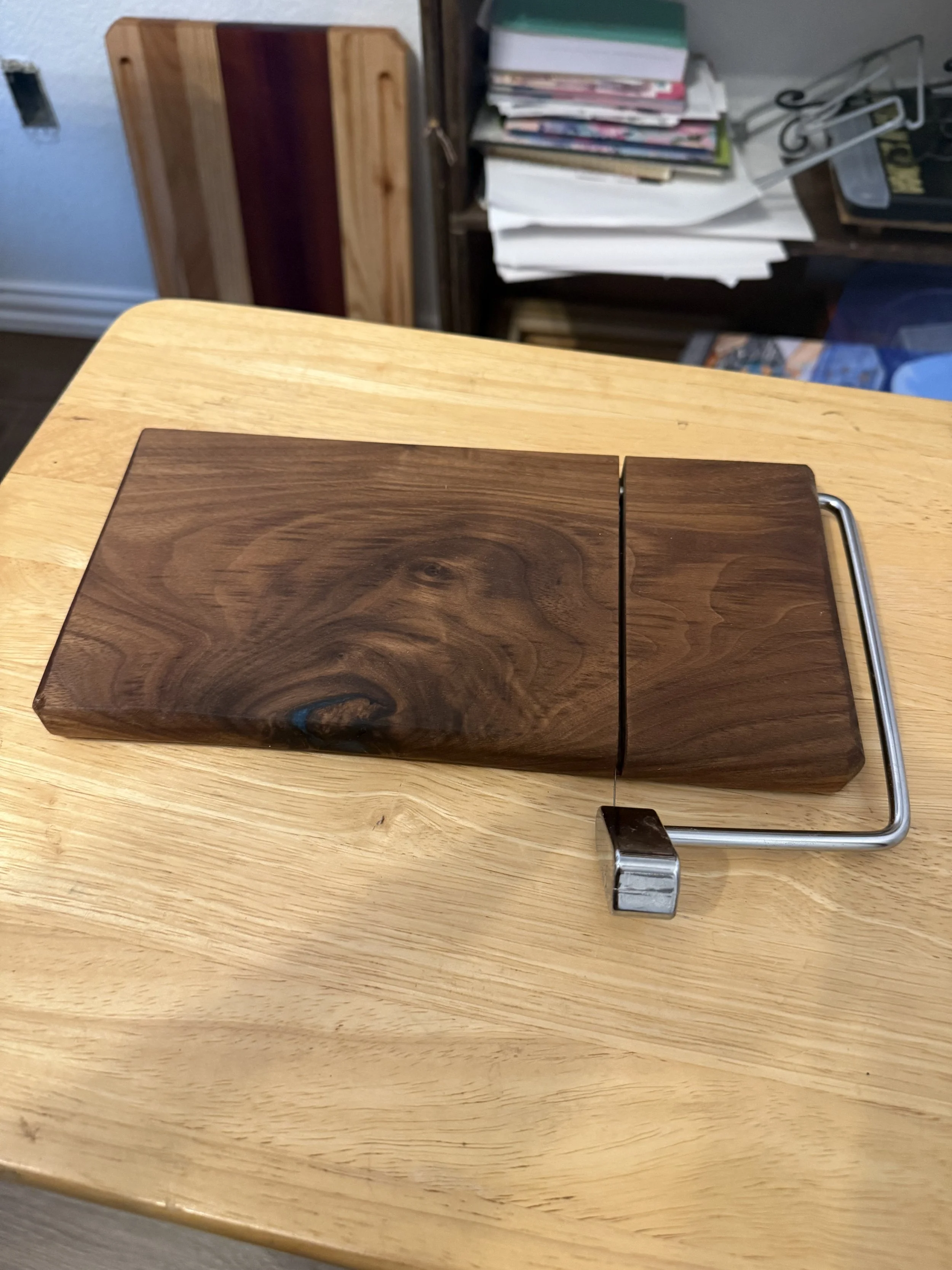 Walnut Cheese Cutter Board with Knot Design