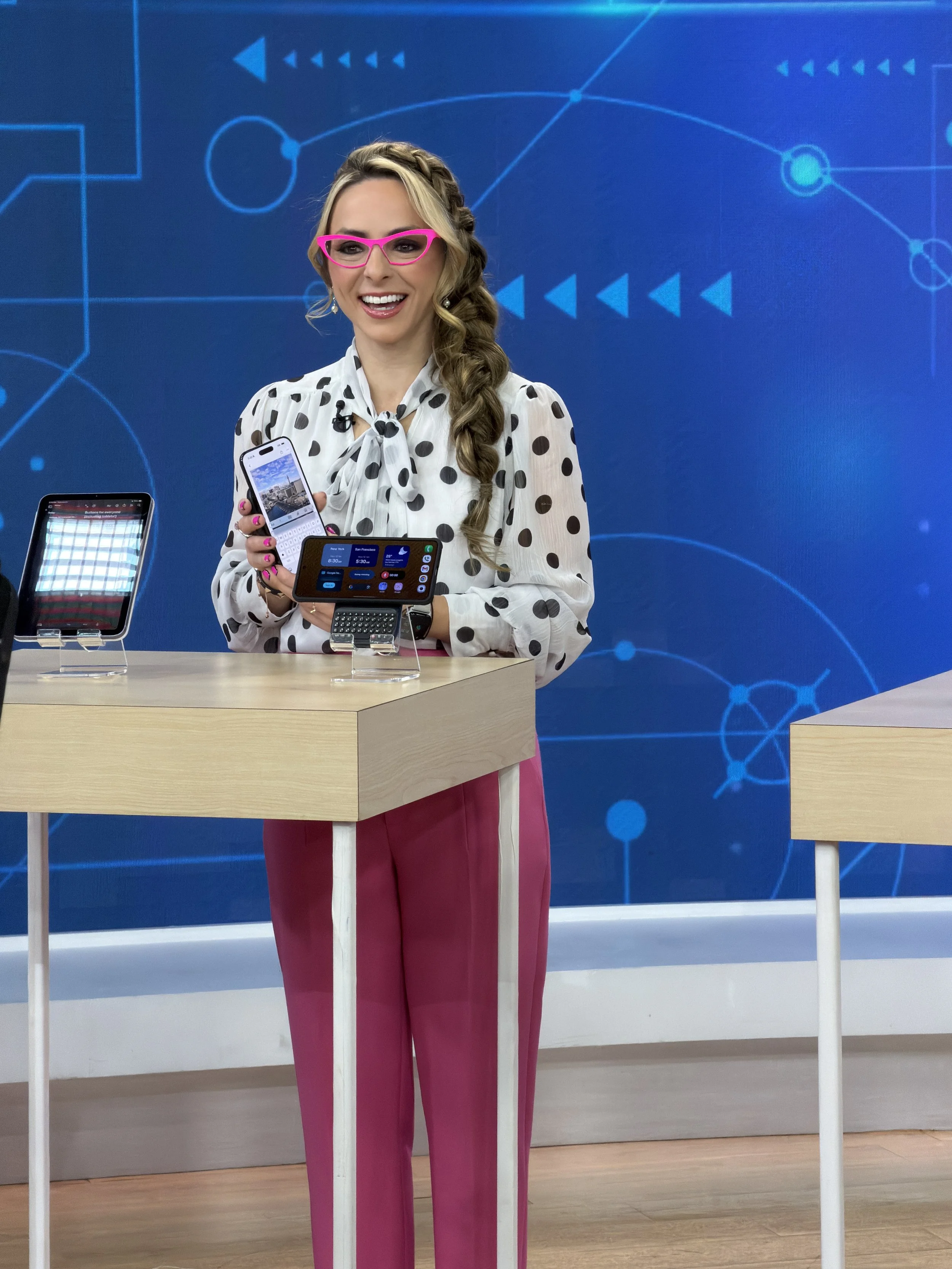 Television hair and makeup services NYC
hair and makeup for TV in New York