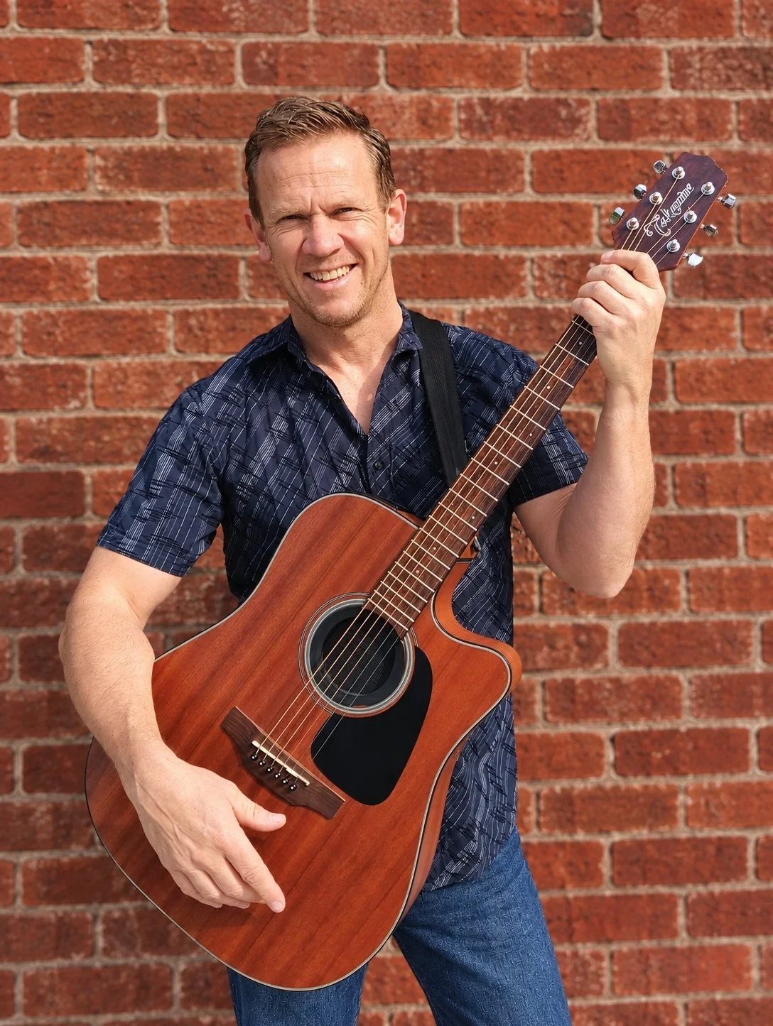 Saturday Live Music - Chris JC