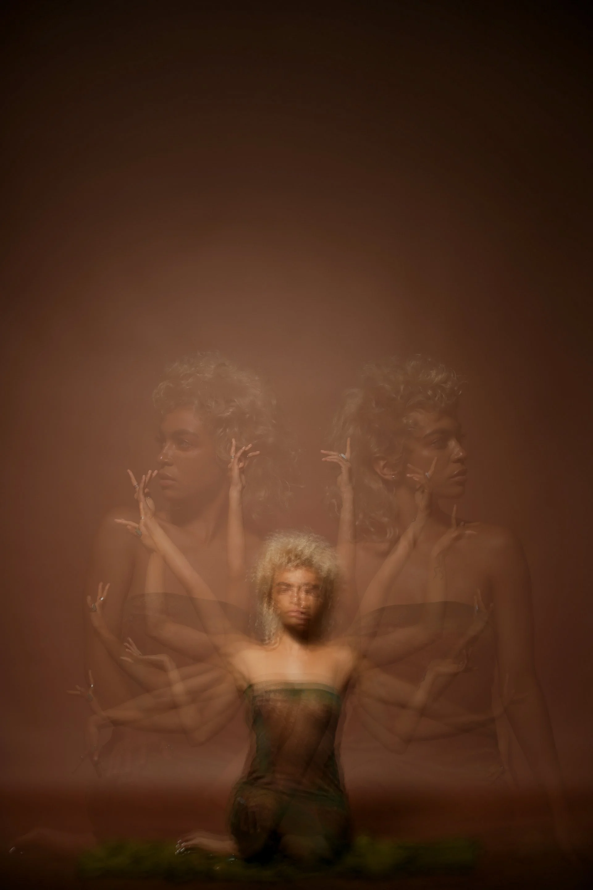 QUiN album cover LUCID for EarthTones