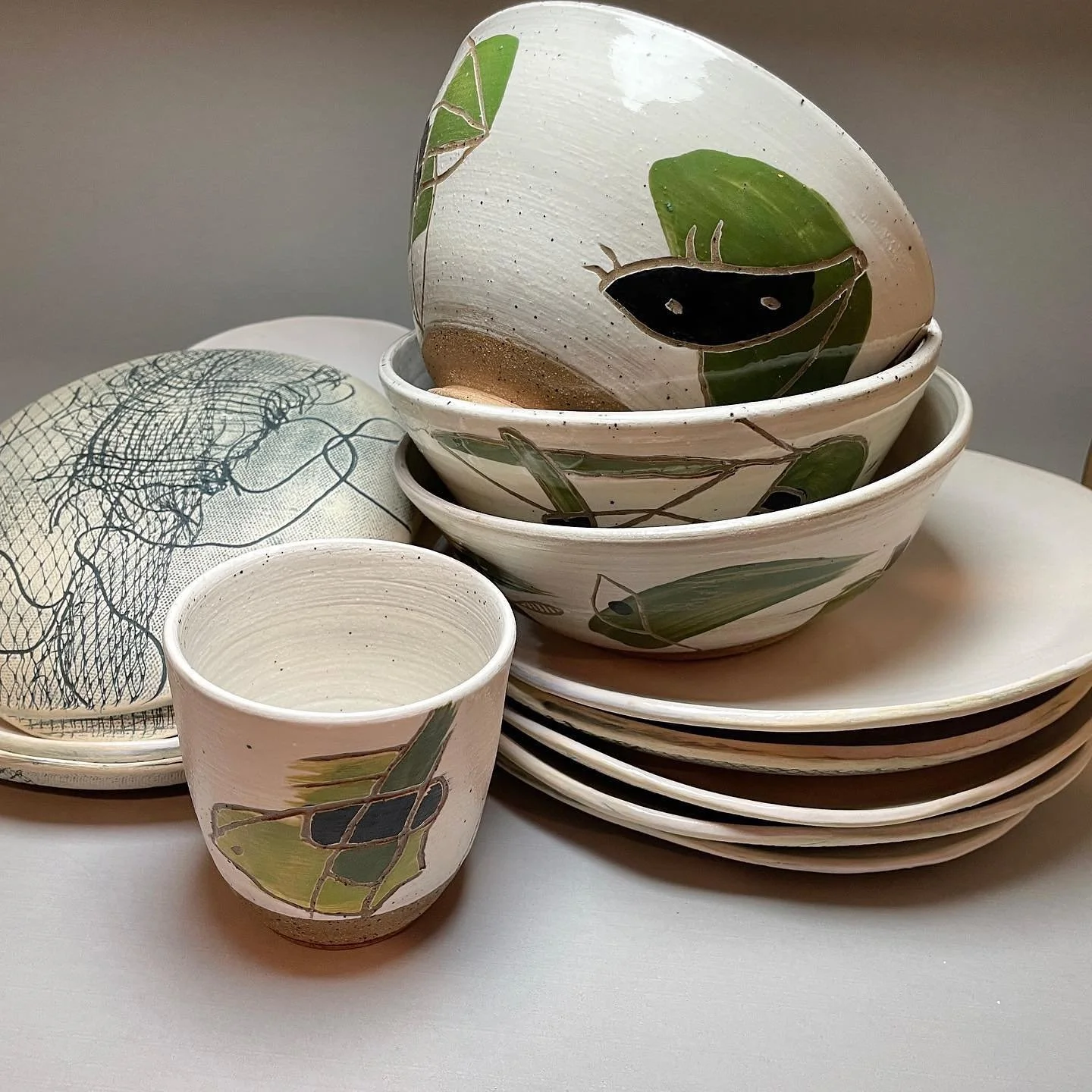 STUDIO SALE!!
Dec 10-11
12:00-4:00pm
Come get your holiday gifts!
7222 SE Rural St
Cups $15-$45
Plates $15-$45
Bowls $15-$45
Plant pots $15-$60
Sets and combos available.