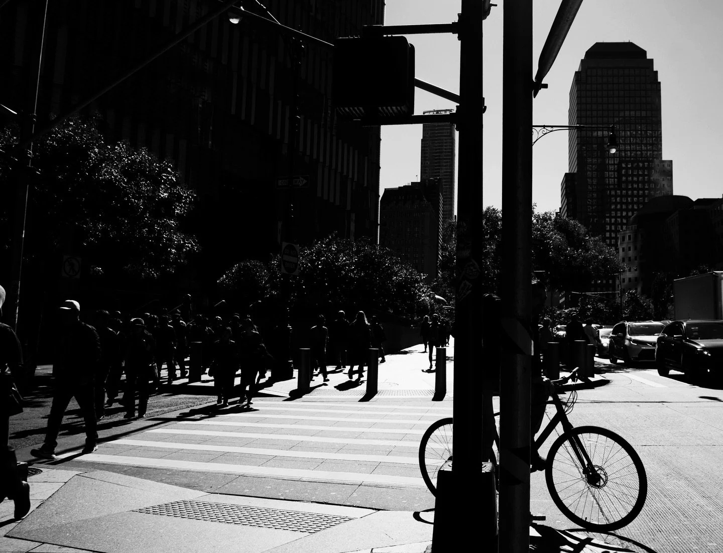 Moving.T.T
-
-
-
-
#nyc
#nycphotography 
#blackandwhite
#photographer 
#photography