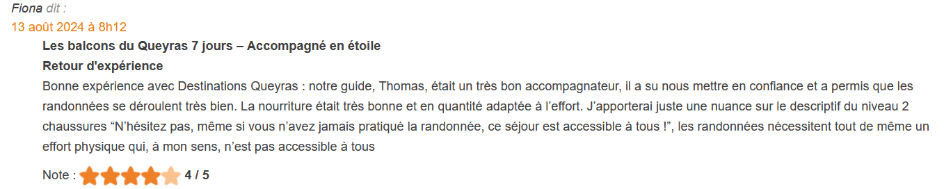 Capture d'écran d'une critique de voyage décrivant une excursion aux balcons du Queyras, mentionnant l'accompagnement, la nourriture, la navigation, et le ressenti, avec une note de 4 étoiles sur 5.