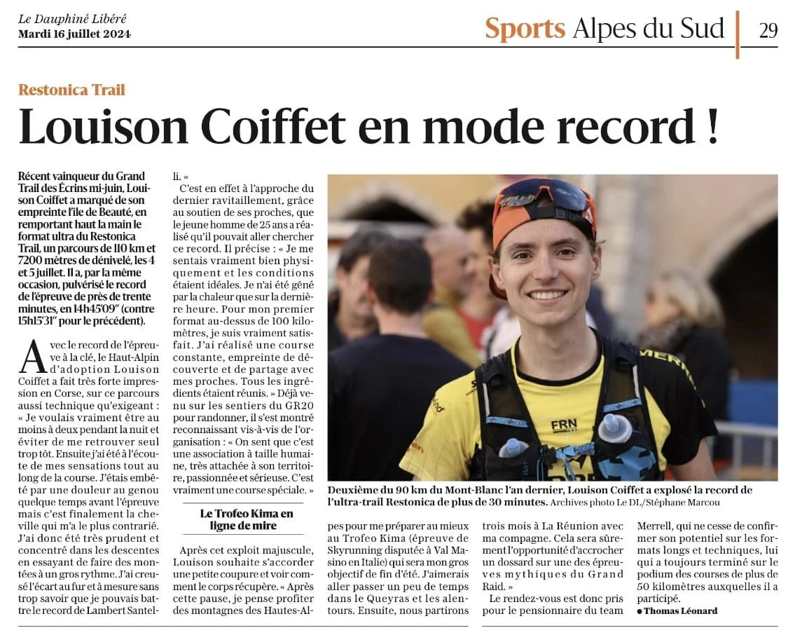 Page de journal avec un article sur Louison Coiffet et sa performance en Ultra-Trail en montagne, accompagné d'une photo de lui en pleine course, souriant avec un casque et des équipements de course.