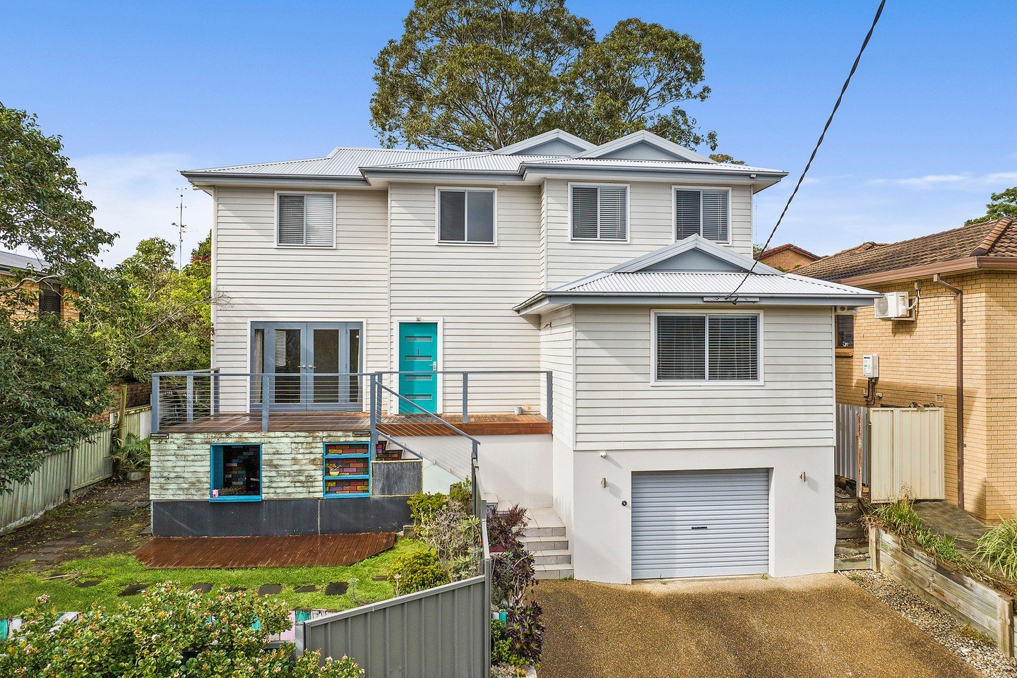 Just Listed | 86 Timberi Avenue, Dapto 
Price Guide $1,150,000
6 Bed | 2 Bath | 1 Car 

Positioned in a peaceful family-friendly setting, this expansive and thoughtfully designed six-bedroom residence offers exceptional versatility, space, and comfor