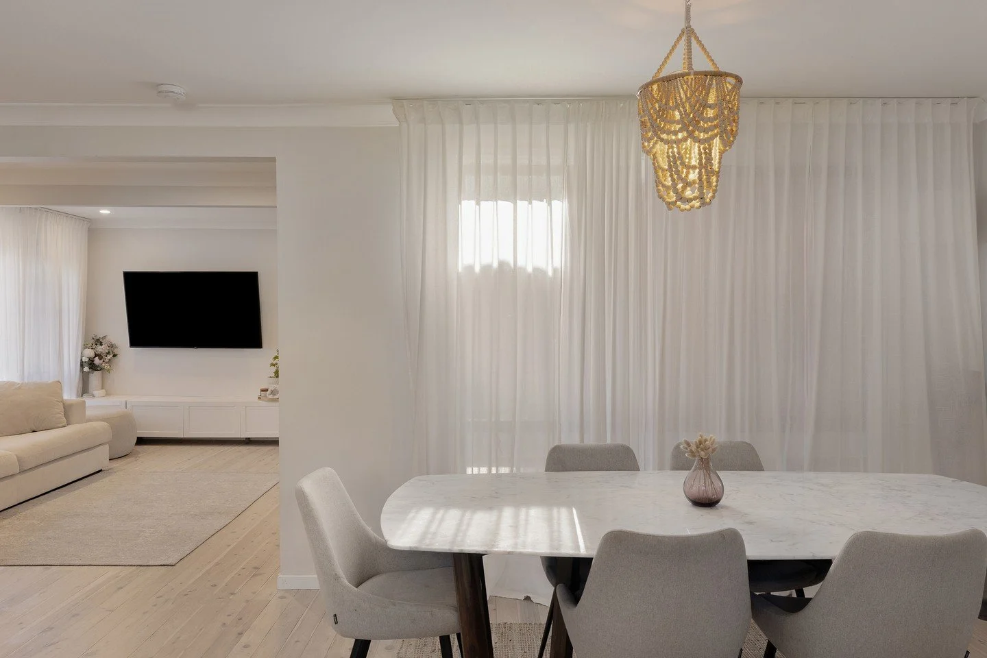 Just Listed | 15/32-36 Keira Street, Wollongong 
3 Bed | 2 Bath | 1 Car 

Beautifully renovated and privately positioned at the rear of the complex, this stylish residence delivers effortless modern living with exceptional convenience in a highly sou