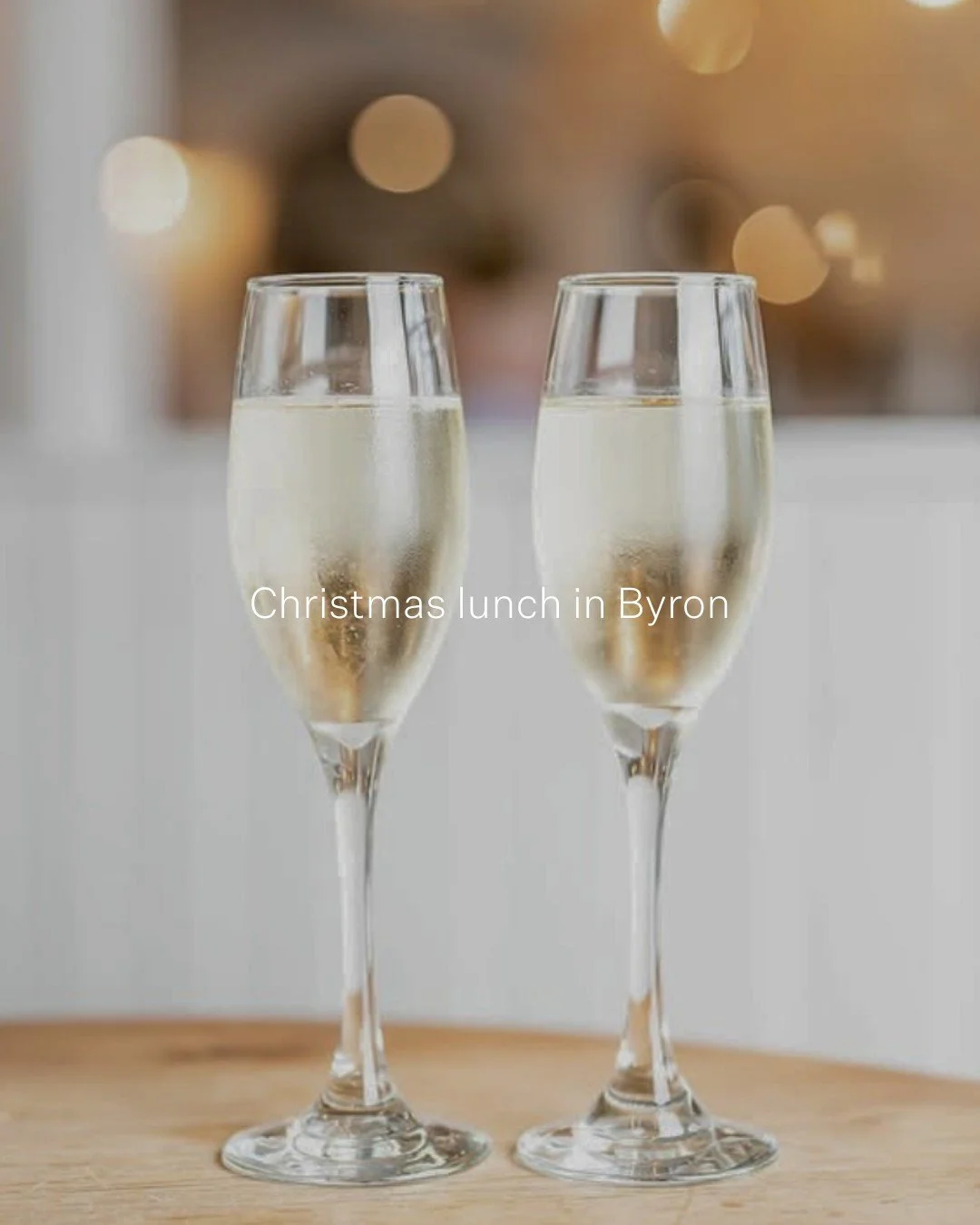 Spending Christmas Day in Byron?
Here are a few spots open on the 25th, each bringing something different to the table.

@loftbyronbay opens for Christmas lunch, offering contemporary dishes and seaside views.
@thehut.byronbay  offers a relaxed hinte