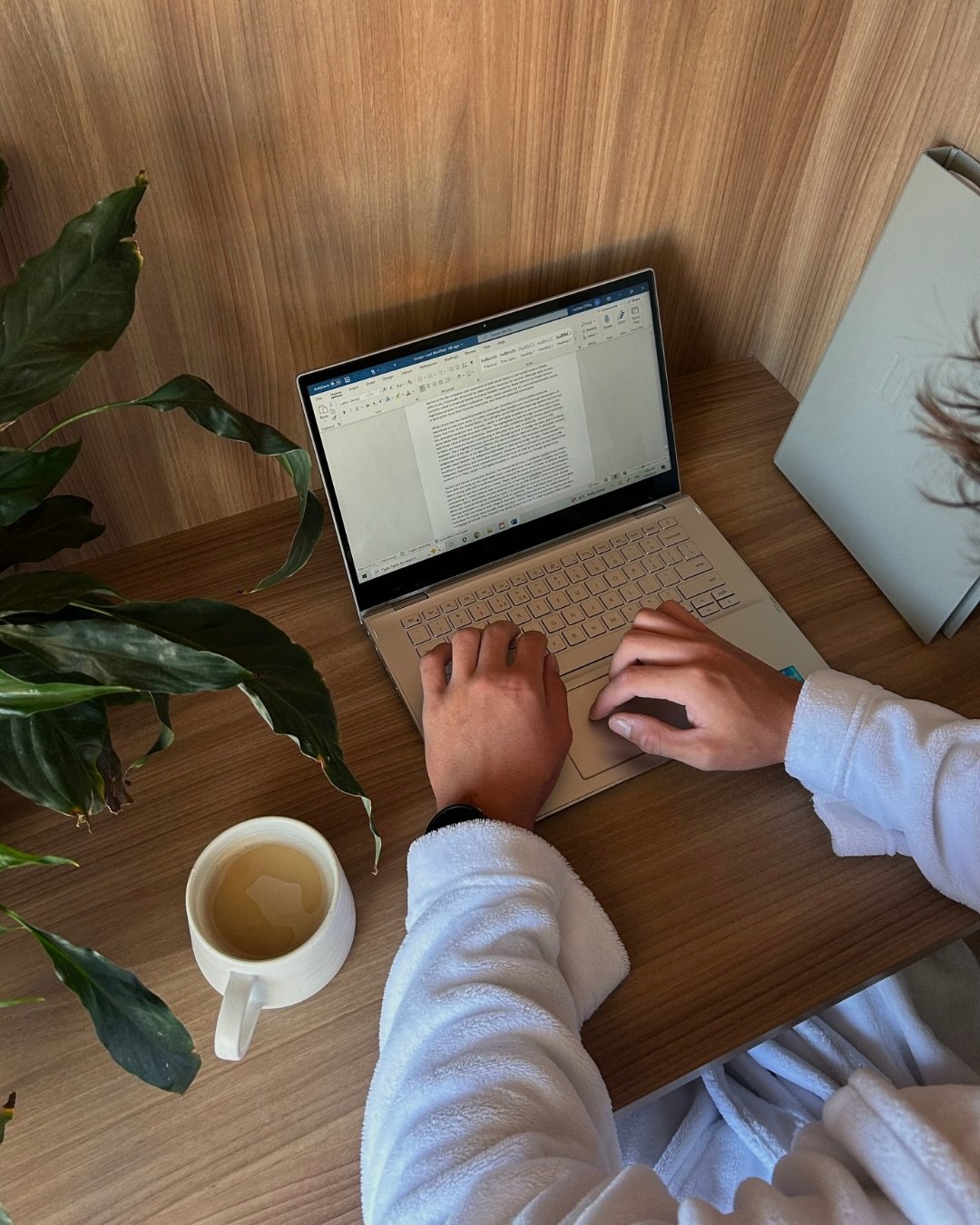 The best way to start the workday is by not feeling like it&rsquo;s work. A fresh brew, a quiet corner, and the softest linen. 

At Hide, we&rsquo;ve designed every space to let you find your flow at your own pace.