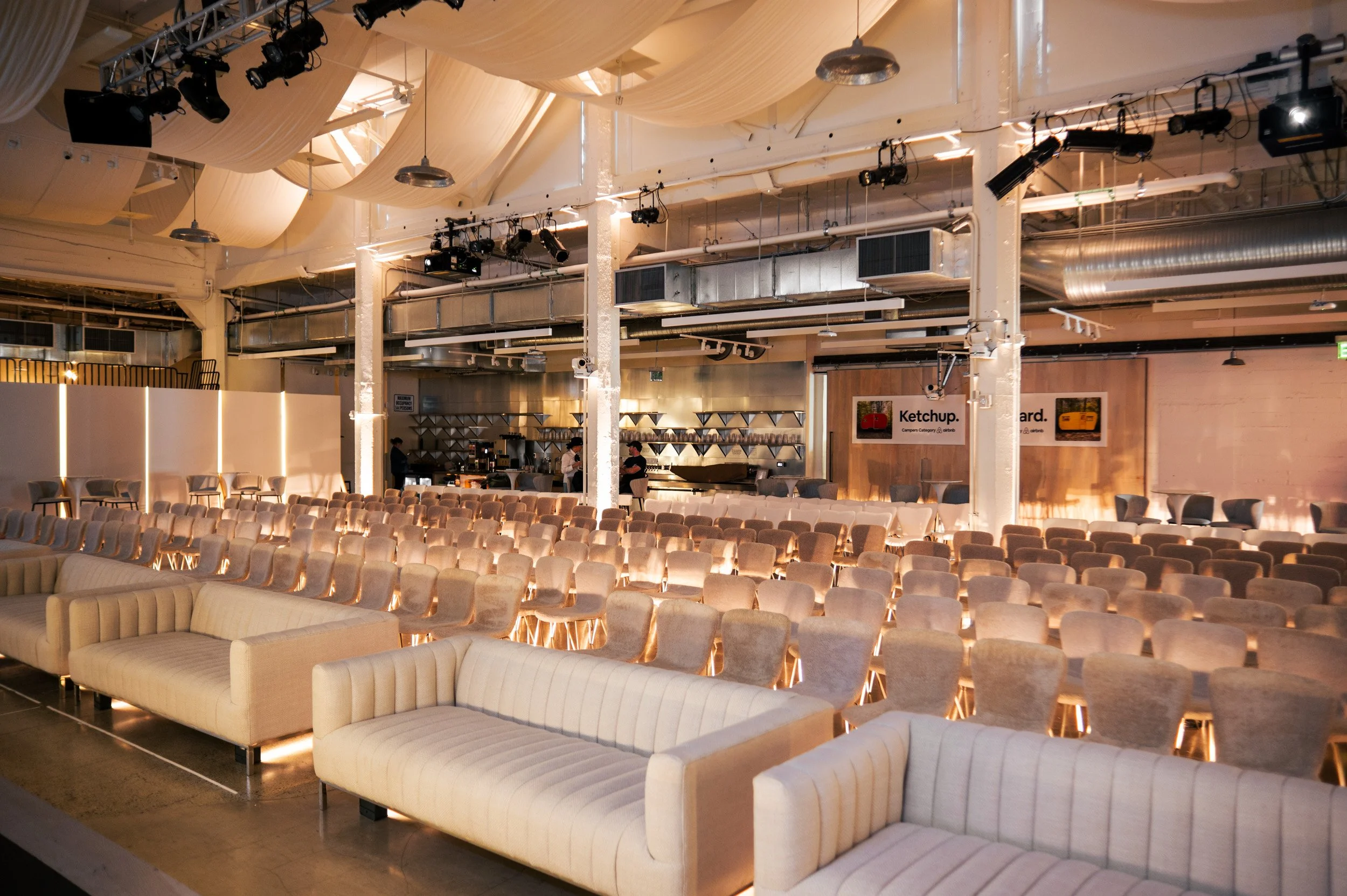 Airbnb_Product Launch-010.jpg