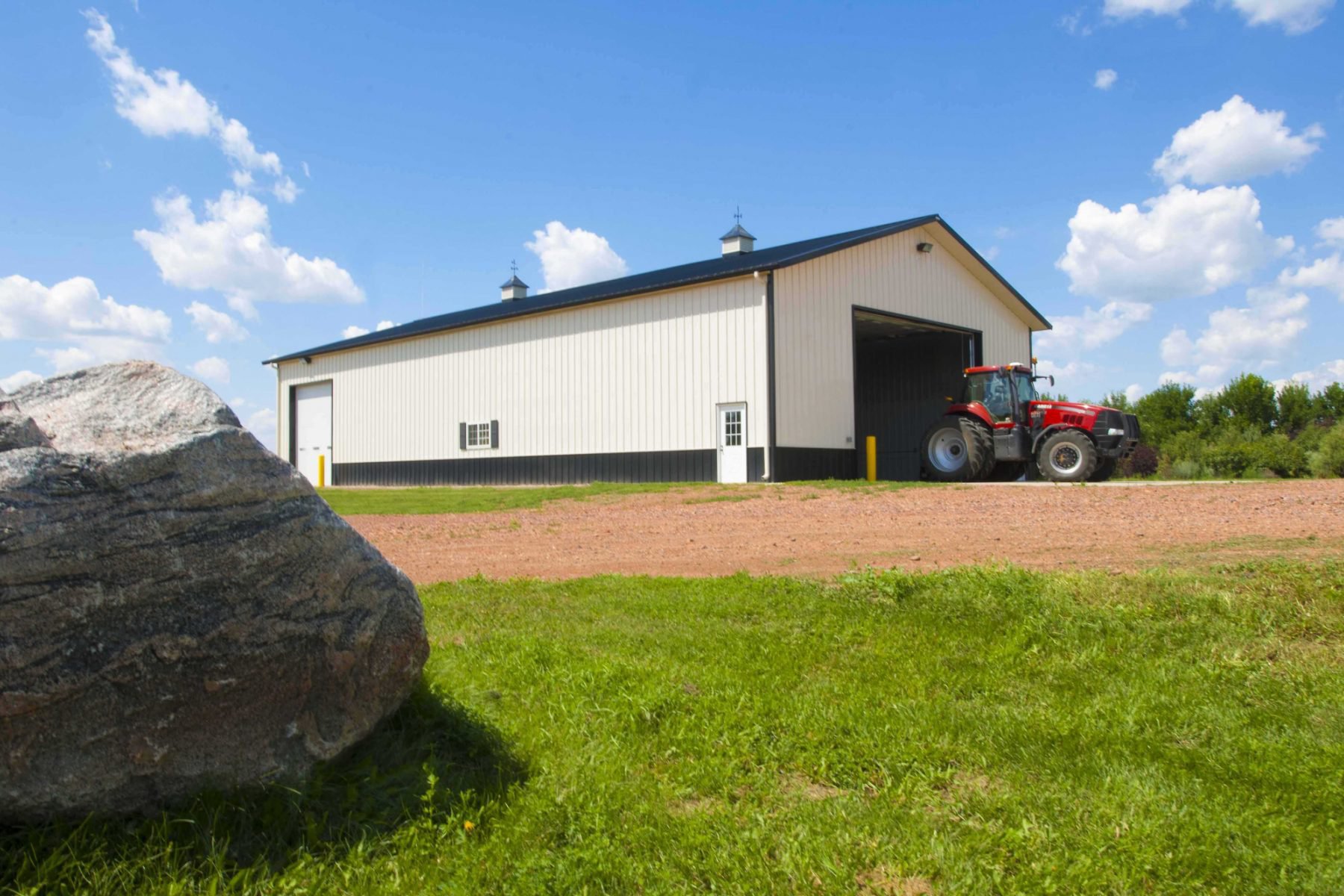 Why Steel Buildings Are the Smart Choice for Iowa Farms