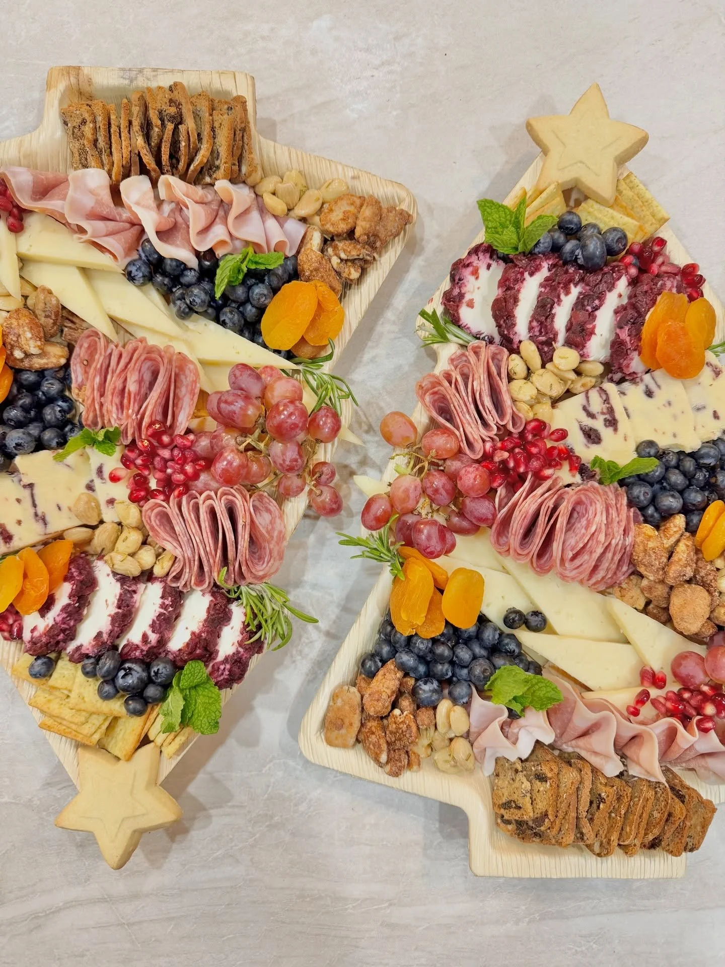 Wishing you a very merry Christmas from all of us at Cheese &amp; Snackers 🎄

From our boards to your table - thank you for letting us be part of your celebrations this season 🧀🎄

📍Las Vegas | Visit cheesensnackerslv.com to inquire
.
.
.
#charcut