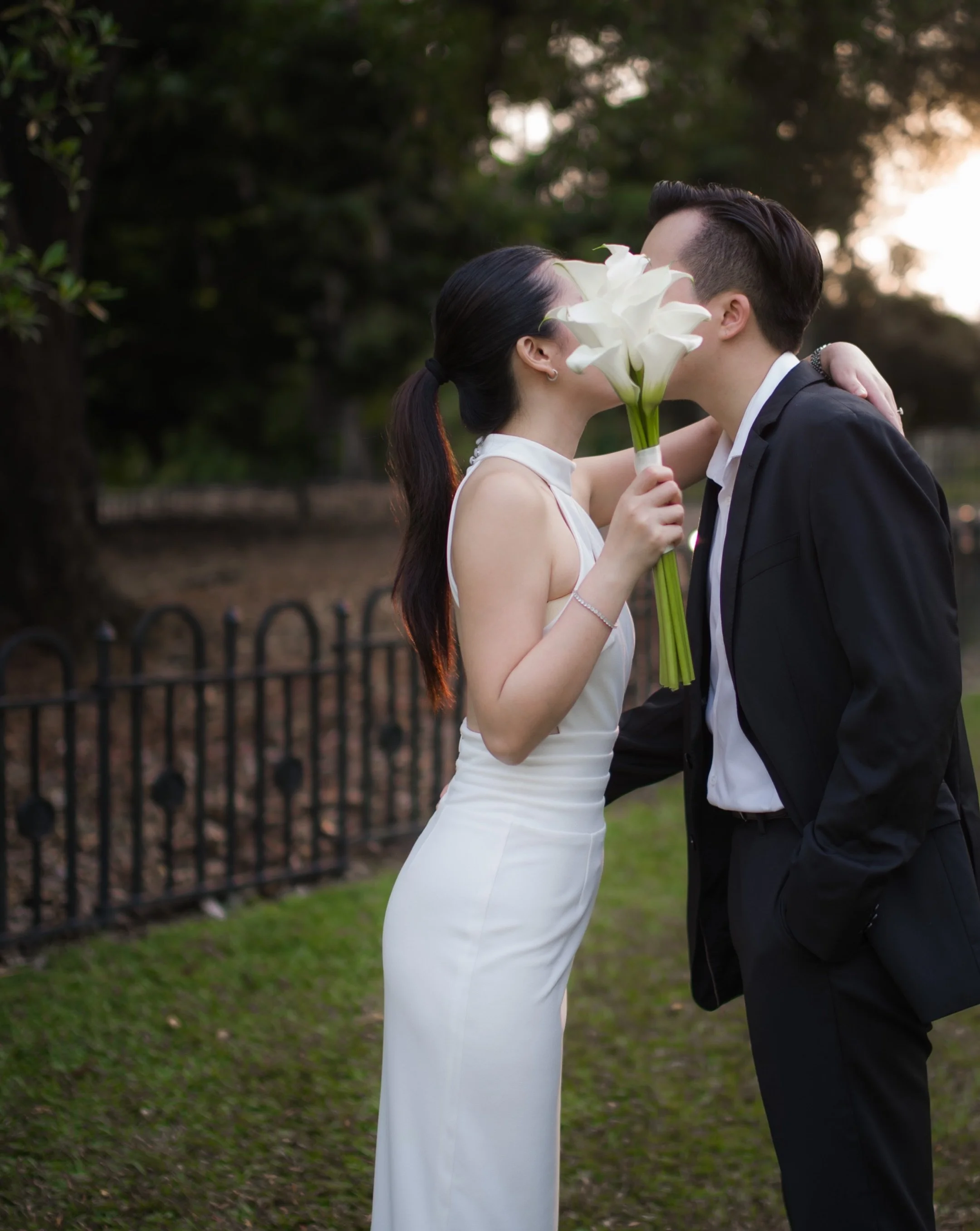 A timeless classic | Calla lilies for Russell &amp; Felyn&rsquo;s pre-wed shoot 🤍