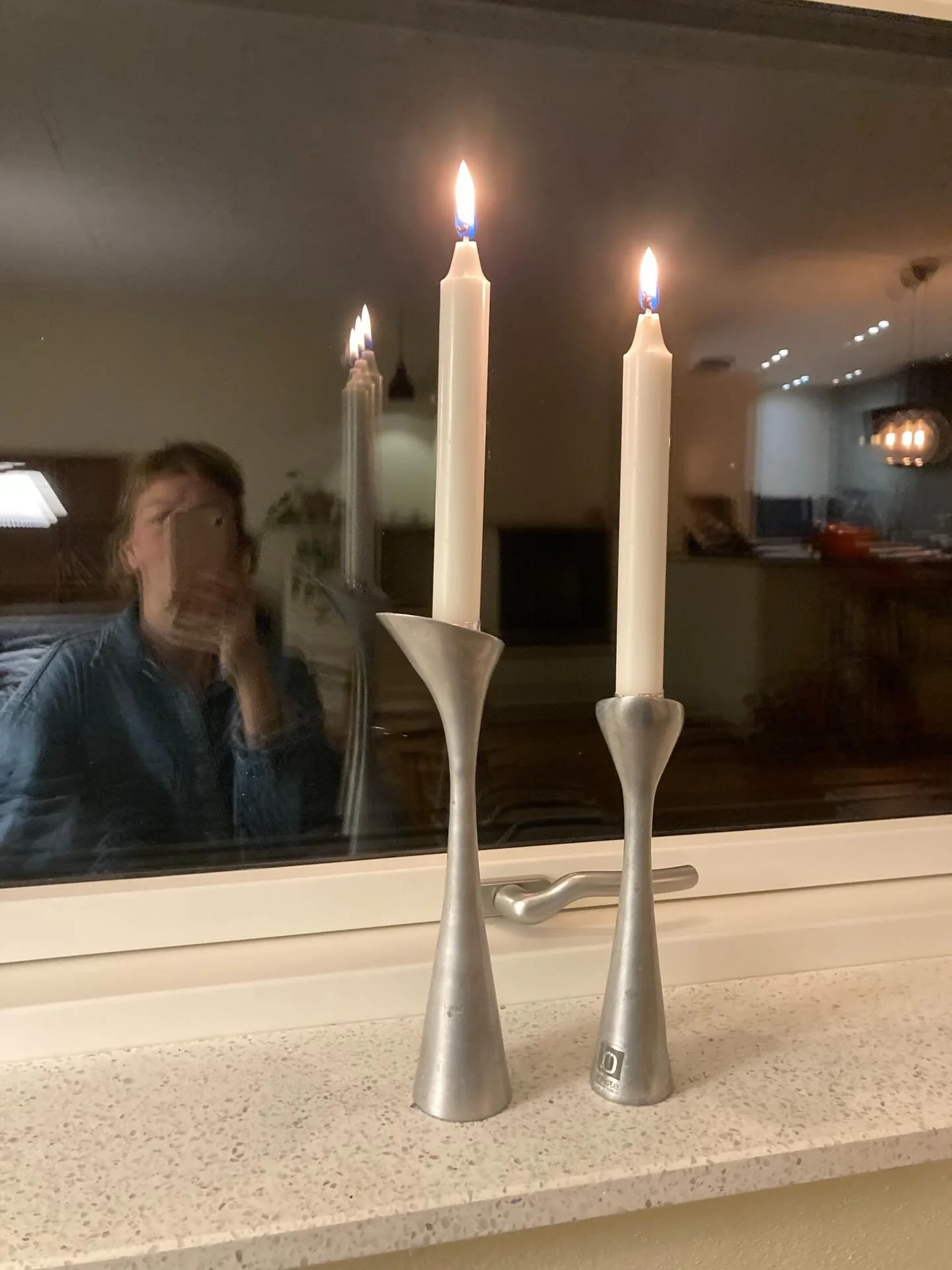 De sidste to uger har v&aelig;ret vanvittige. For nogle &aring;r siden l&aelig;ste jeg, at flytning er en af de st&oslash;rste stressfaktorer vi mennesker kan opleve og jeg forst&aring;r til fulde. Det har v&aelig;ret ren overlevelse, men nu&hellip; 