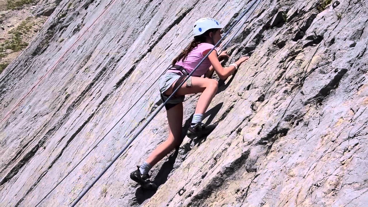 Rockclimbing_switzerland_activity_06.jpg