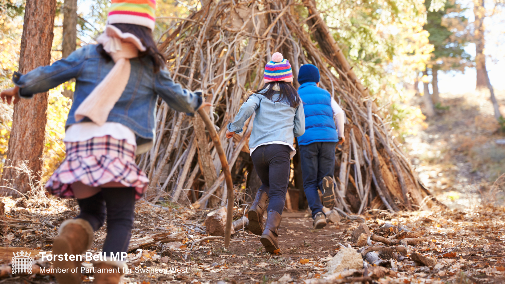 Torsten celebrates boost for Swansea children and&nbsp;biggest cut to child poverty on record&nbsp;