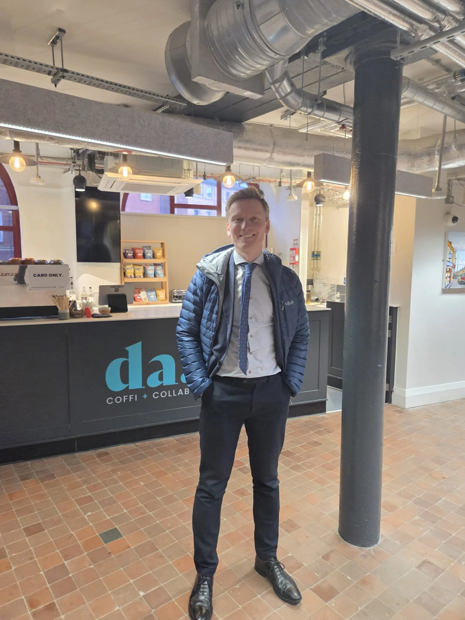 Another great Friday in Swansea West meeting constituents.

If you have an issue you&rsquo;d like to chat to me about, my next surgeries are on:
13 February
20 February
6 March

Email torsten.bell.mp@parliament.uk to book an appointment.