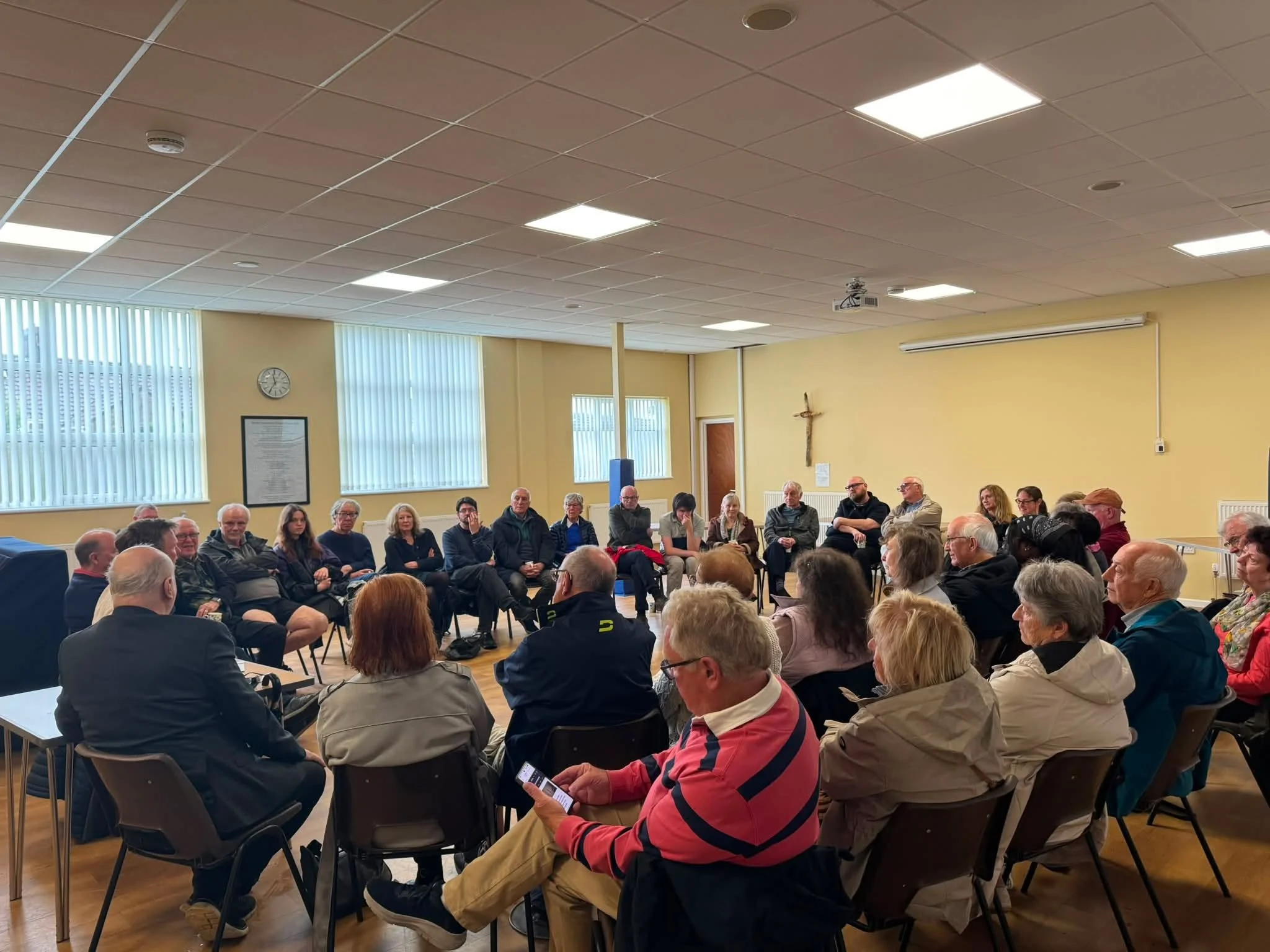 Brilliant to meet so many people at the latest of my regular coffee mornings in Sketty. Thank you to everyone who came along. 🙏

It was great to hear such thoughtful views about the challenges facing Swansea, as well as the best bits about living he