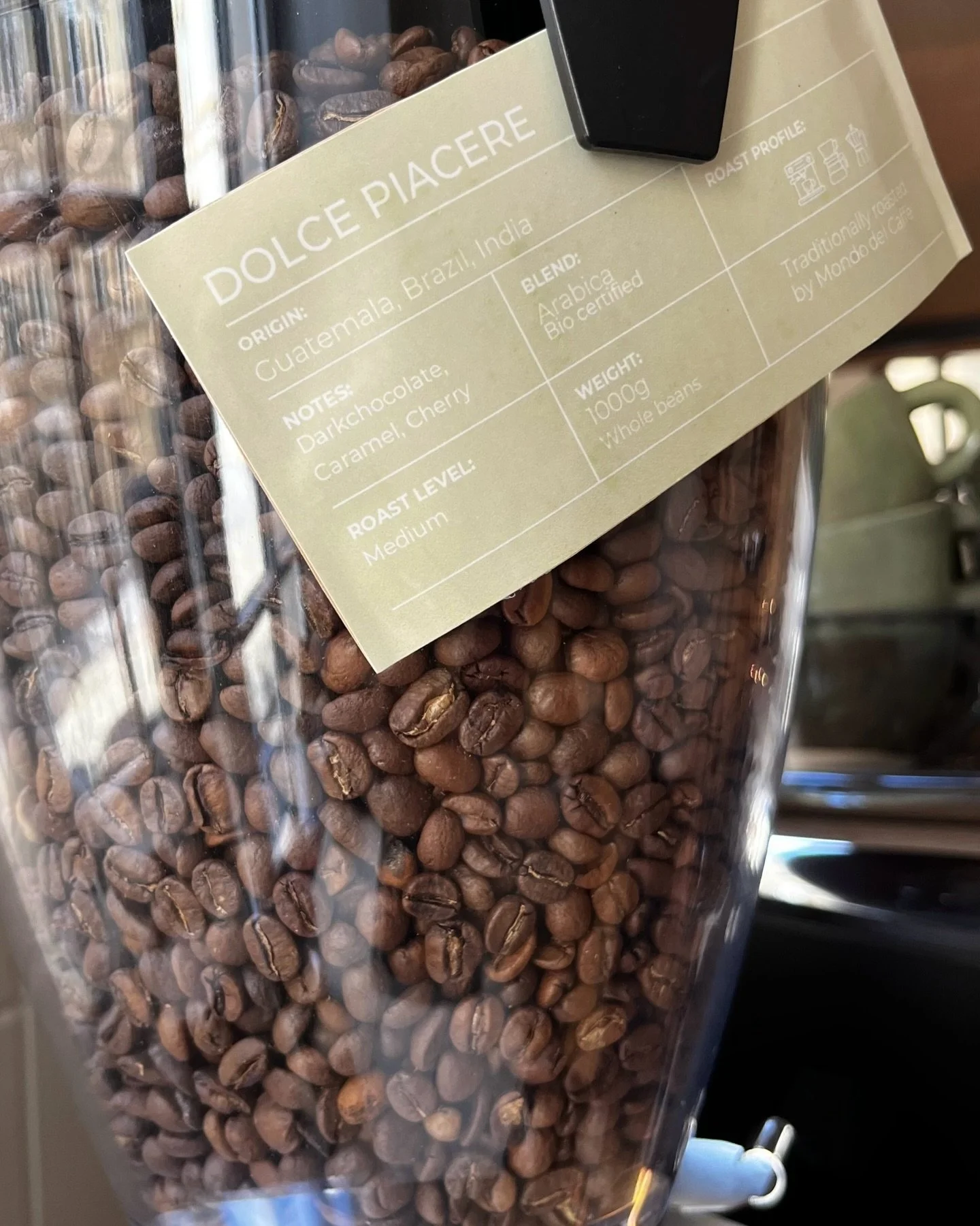 A dolce piacere &mdash; that&rsquo;s what the Vitalenta blend is all about 🤎

Carefully crafted from three origins: Brazil, Guatemala, and India &mdash; this blend brings together balance and depth in every cup.

With each sip, discover notes of cho