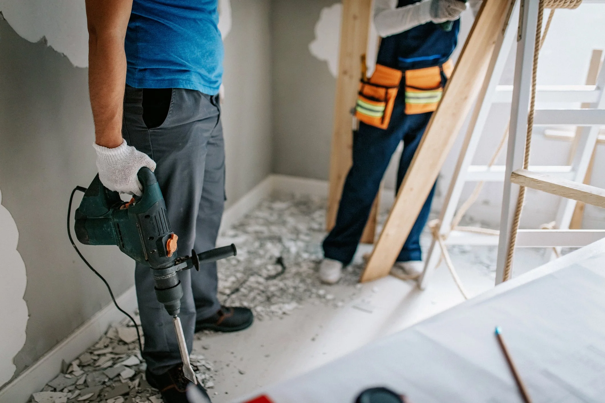 Using Your Own Tradies in a Strata Apartment: What Can Your Strata Scheme Really Require?&nbsp;