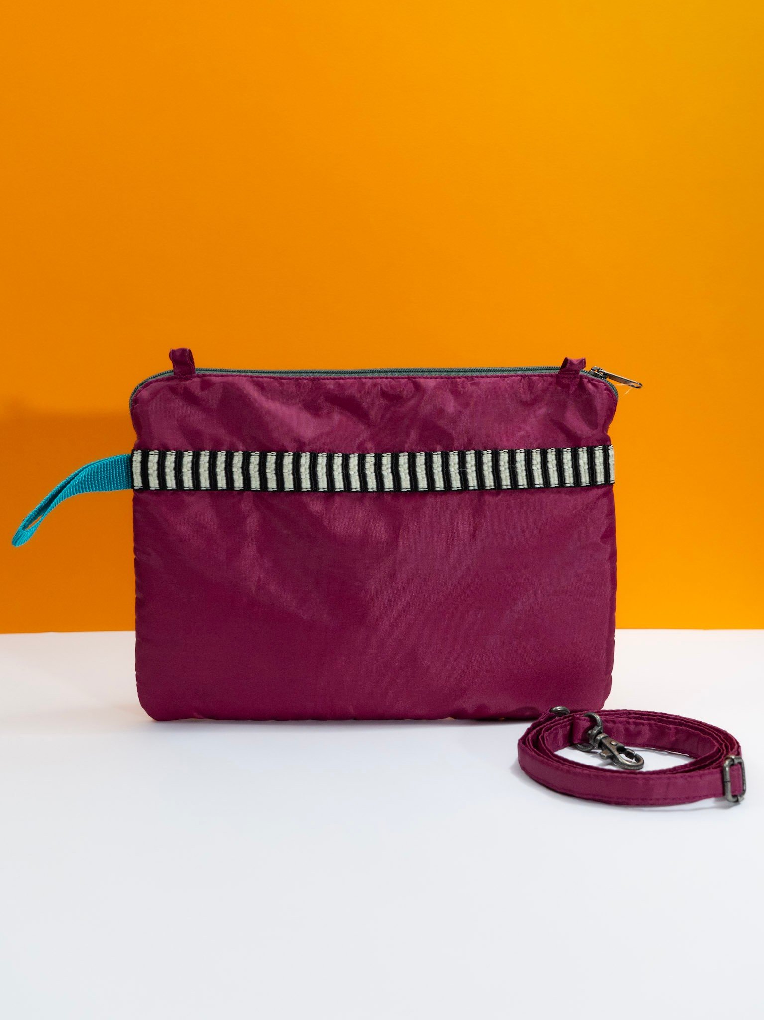 sac Anna Kaszer - violet - dos.jpg