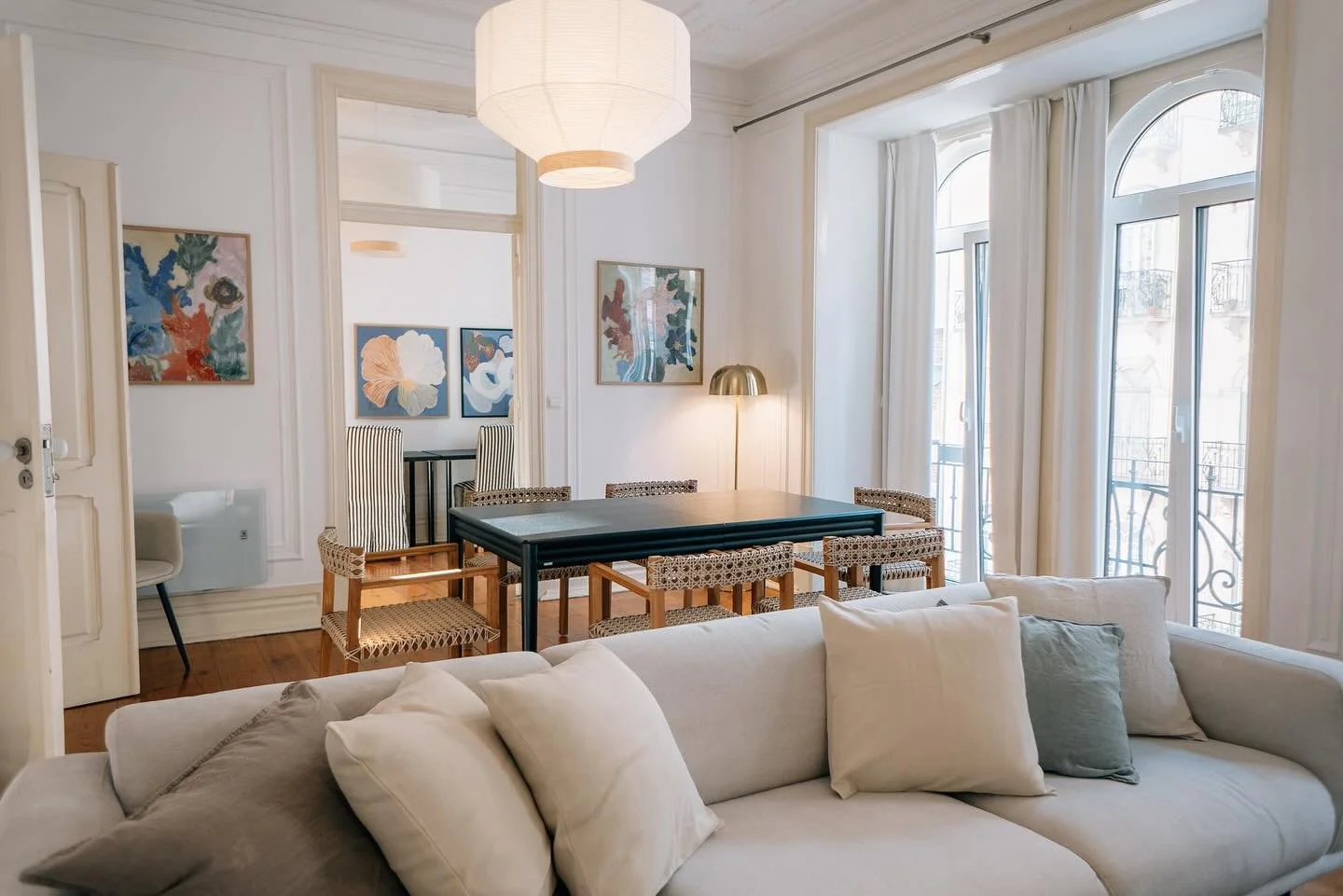 Introducing&hellip; Yon Farma! ✨

A hidden gem in the heart of Lisbon, Yon Farma is our newest home&mdash;designed for remote workers, founders, and creatives looking for a space that blends comfort, character, and community.

Set in a beautifully re