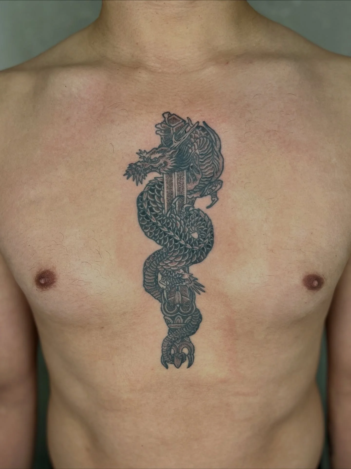 Kurikara Ryū-ō. An incarnation of  the wisdom King Fudō Myō-ō to conquer evil kings of different religions doctrines. His determination to destroy all evil is immovable. 
.
.
.
#japanestattoo #irezumi #monmo #japaneseart #colognetattoo #aachentattoo