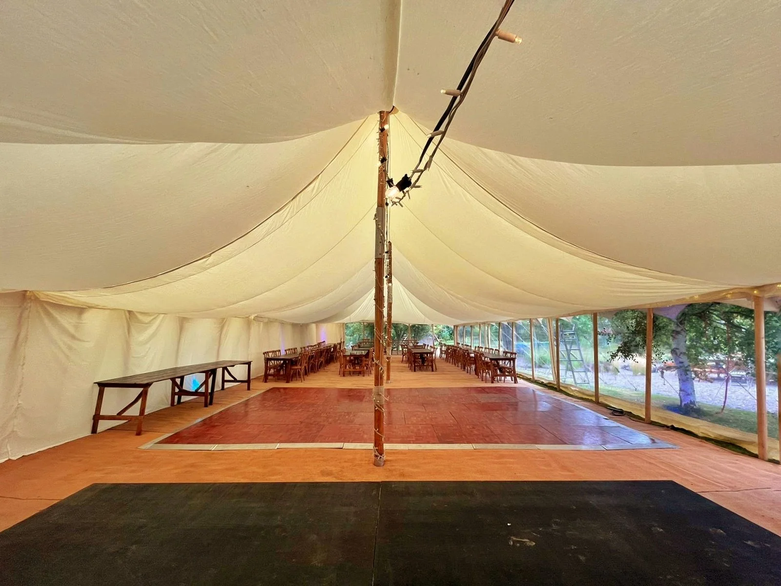 Sarah and toby's cheshire marquee wedding