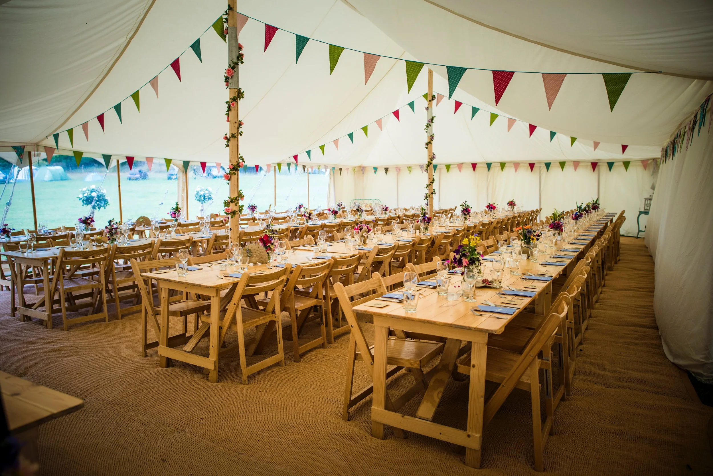 Formal dining focus traditional marquee