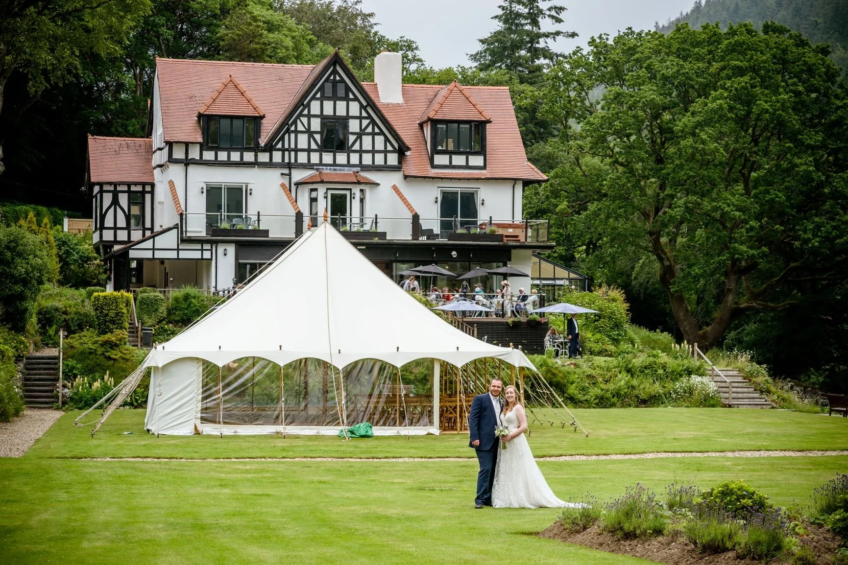 sarah and toby's 9 x9 wedding marquee setup