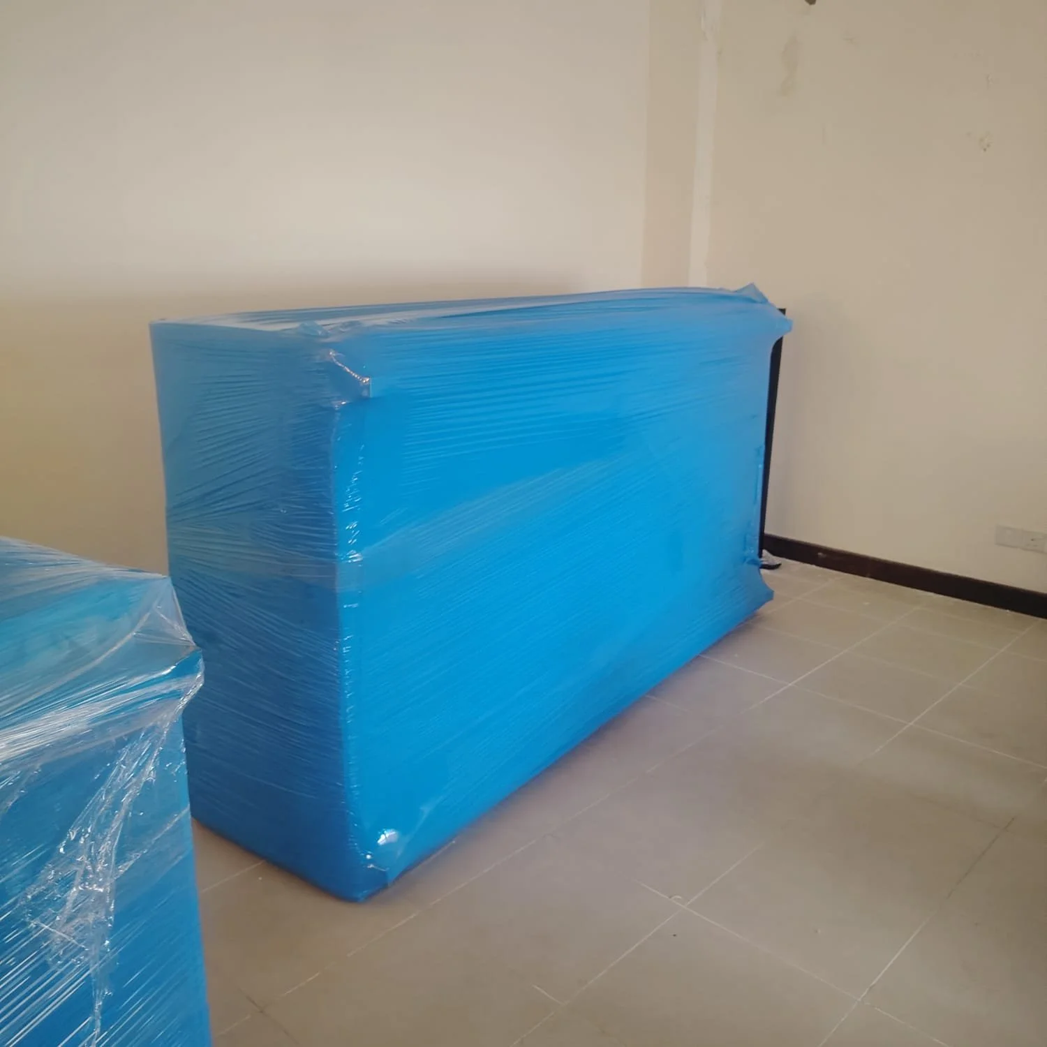 مؤسسة السهام السريعة الفاخرة المتحدة لنقل العفش بالدمام والخ

تُعد مؤسسة من انقل العفش بالدمام ونقل عفش الخبر ونقل عفش القطيف، حيث تقدم حلولًا متكاملة لنقل الأثاث بكل احترافية وأمان داخل المنطقة الشرقية. نحرص على تقديم خدمة موثوقة تلبي احتياجات الأفر