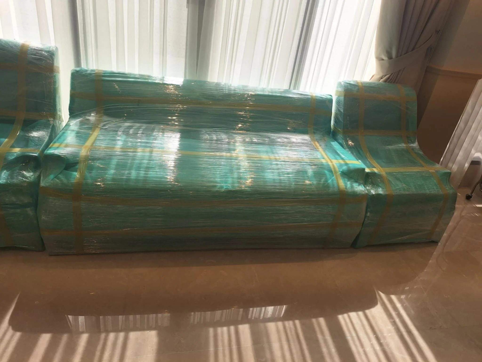 مؤسسة السهام السريعة الفاخرة المتحدة لنقل العفش بالدمام والخ

تُعد مؤسسة من انقل العفش بالدمام ونقل عفش الخبر ونقل عفش القطيف، حيث تقدم حلولًا متكاملة لنقل الأثاث بكل احترافية وأمان داخل المنطقة الشرقية. نحرص على تقديم خدمة موثوقة تلبي احتياجات الأفر