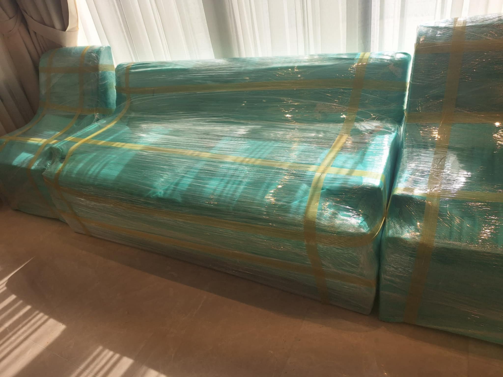 مؤسسة السهام السريعة الفاخرة المتحدة لنقل العفش بالدمام والخ

تُعد مؤسسة من انقل العفش بالدمام ونقل عفش الخبر ونقل عفش القطيف، حيث تقدم حلولًا متكاملة لنقل الأثاث بكل احترافية وأمان داخل المنطقة الشرقية. نحرص على تقديم خدمة موثوقة تلبي احتياجات الأفر