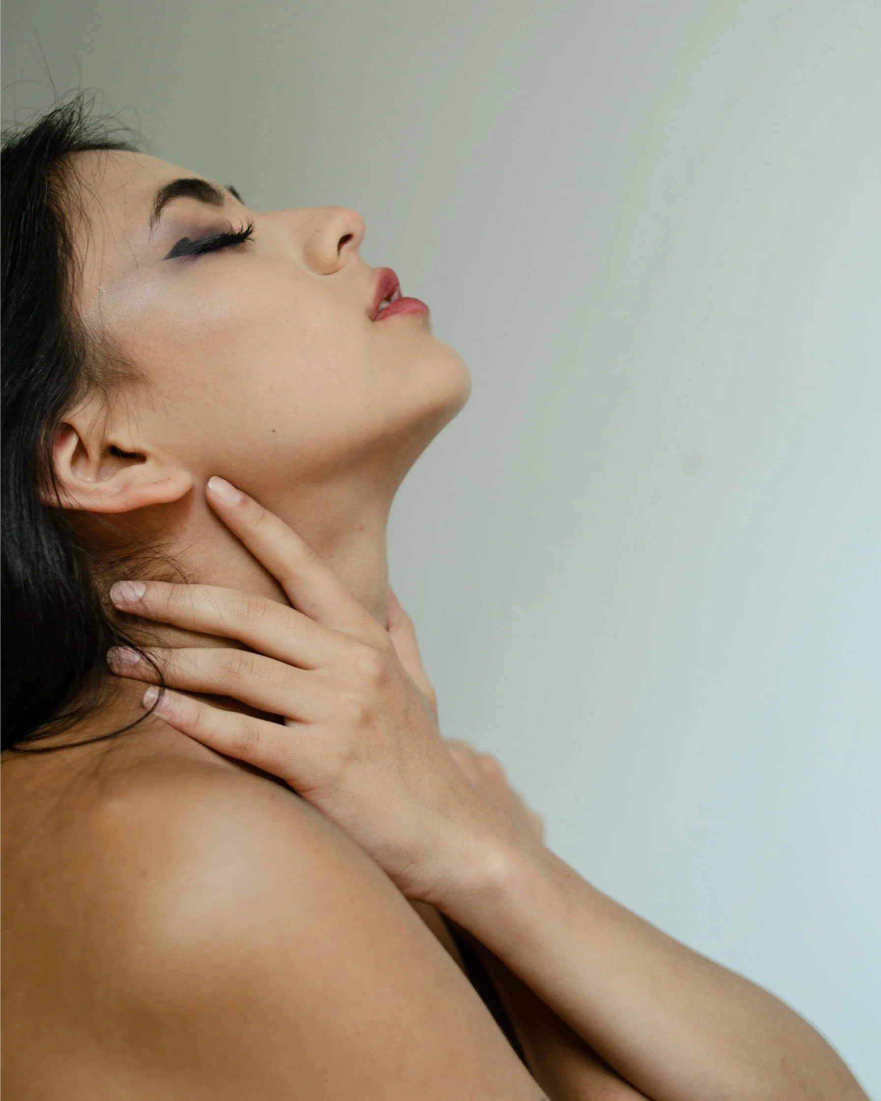 Activating the throat chakra, learn more about vowel and seed sounds