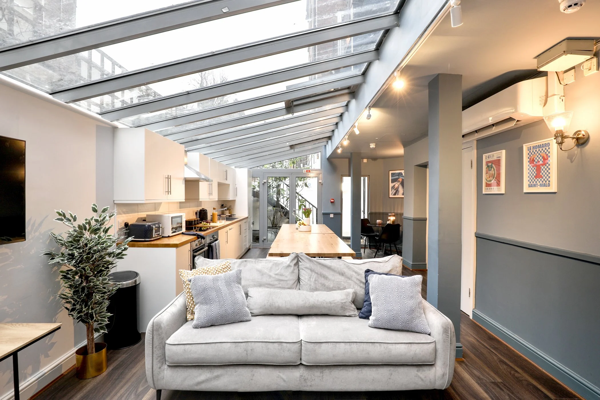 Communal Kitchen.jpg