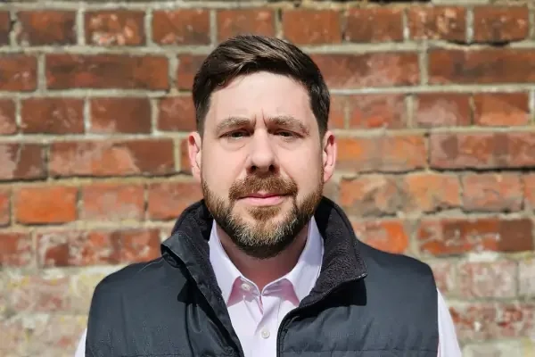 Stephen King Surveyor