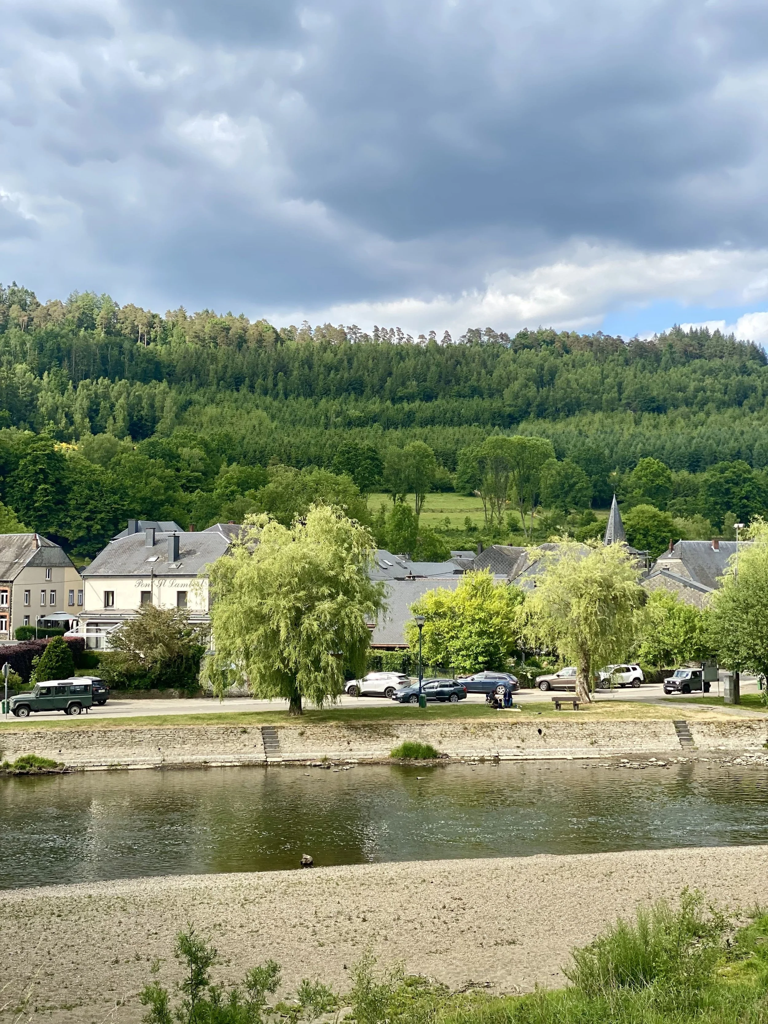 huttentocht in belgie vresse sur semois.jpeg