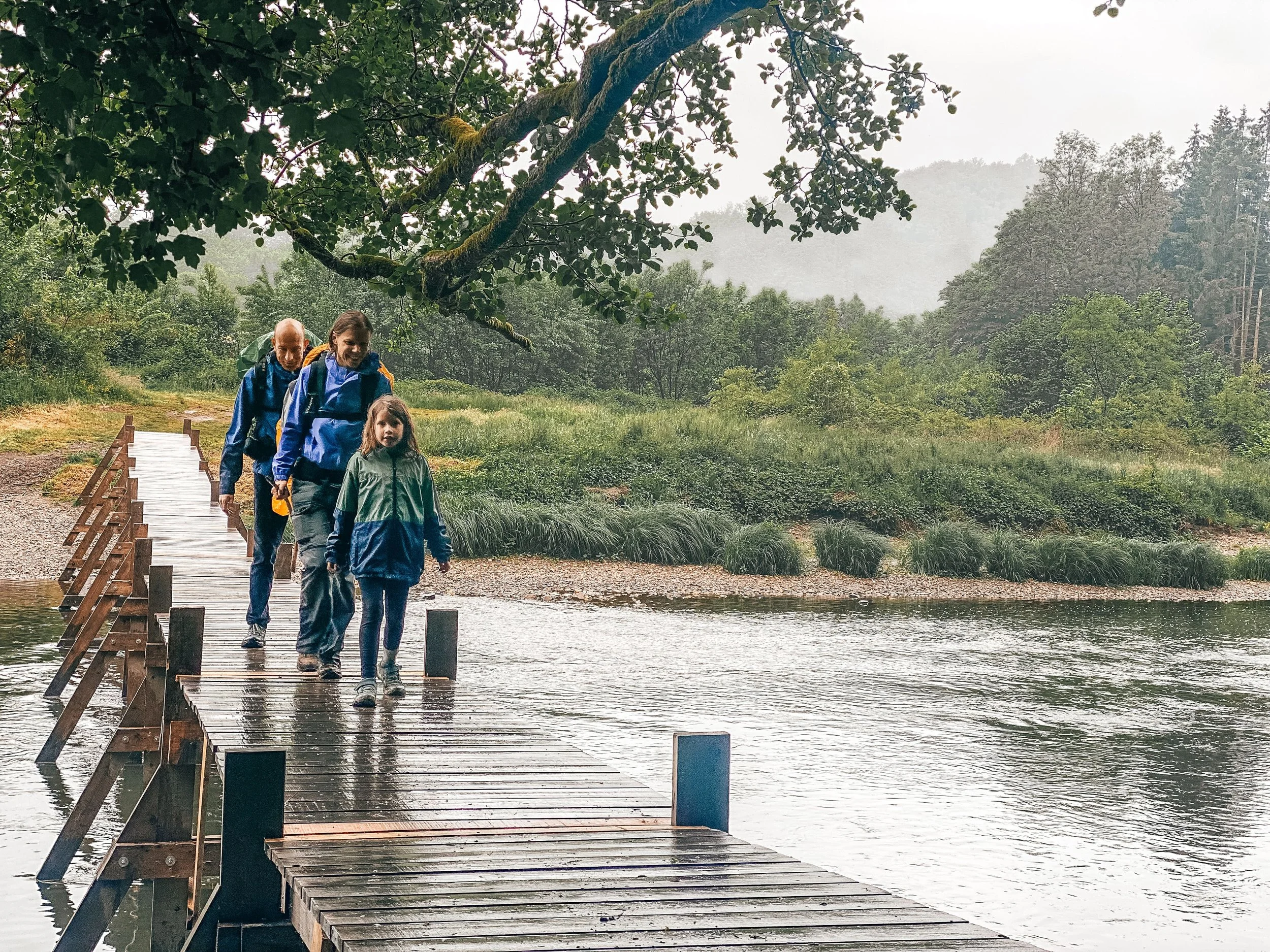 huttentocht in belgie semois.jpeg