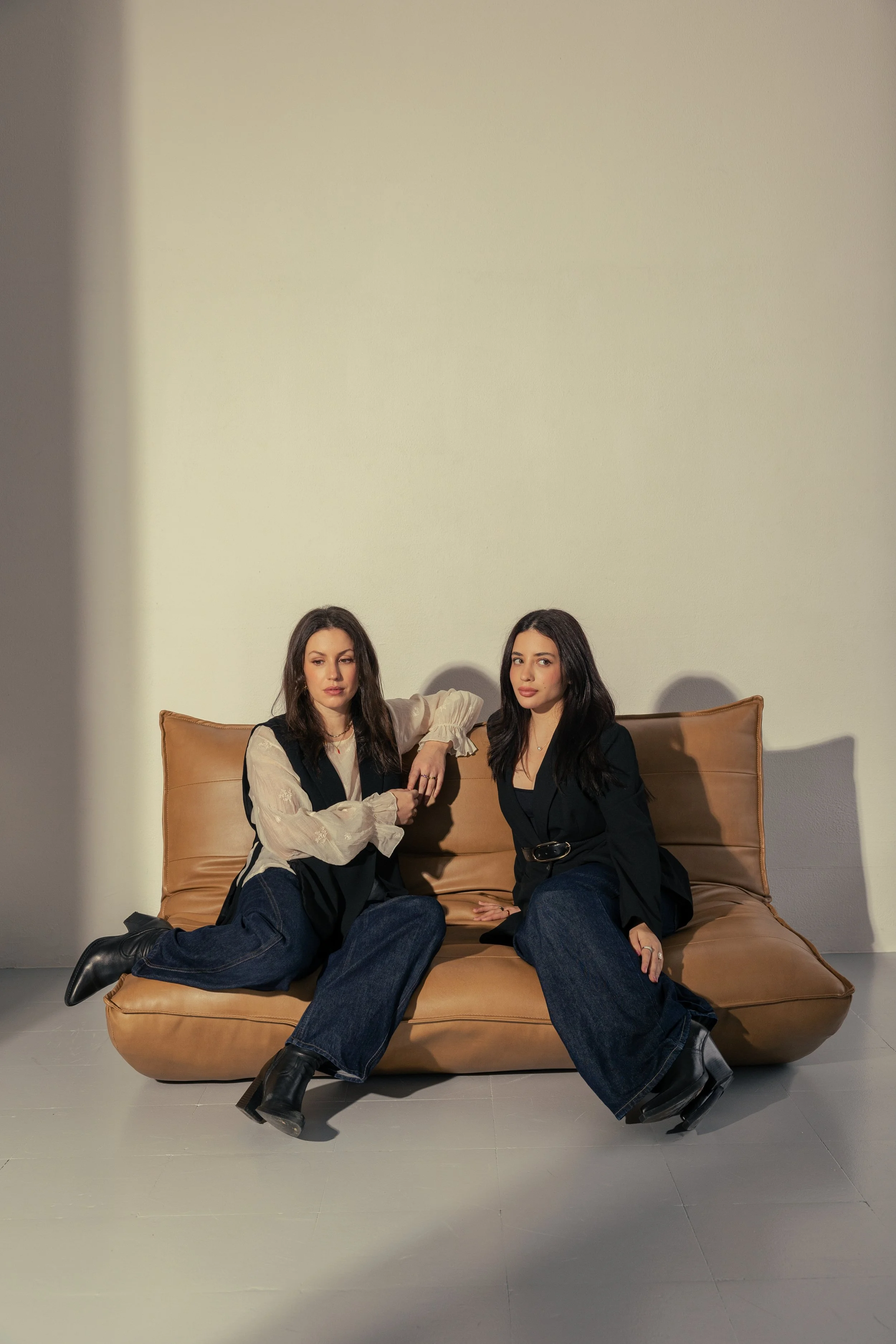 Lodovica and Belen from Oui Creatives, the Boutique creative studio team specialized in social media, UGC, branding, and content creation, in Barcelona