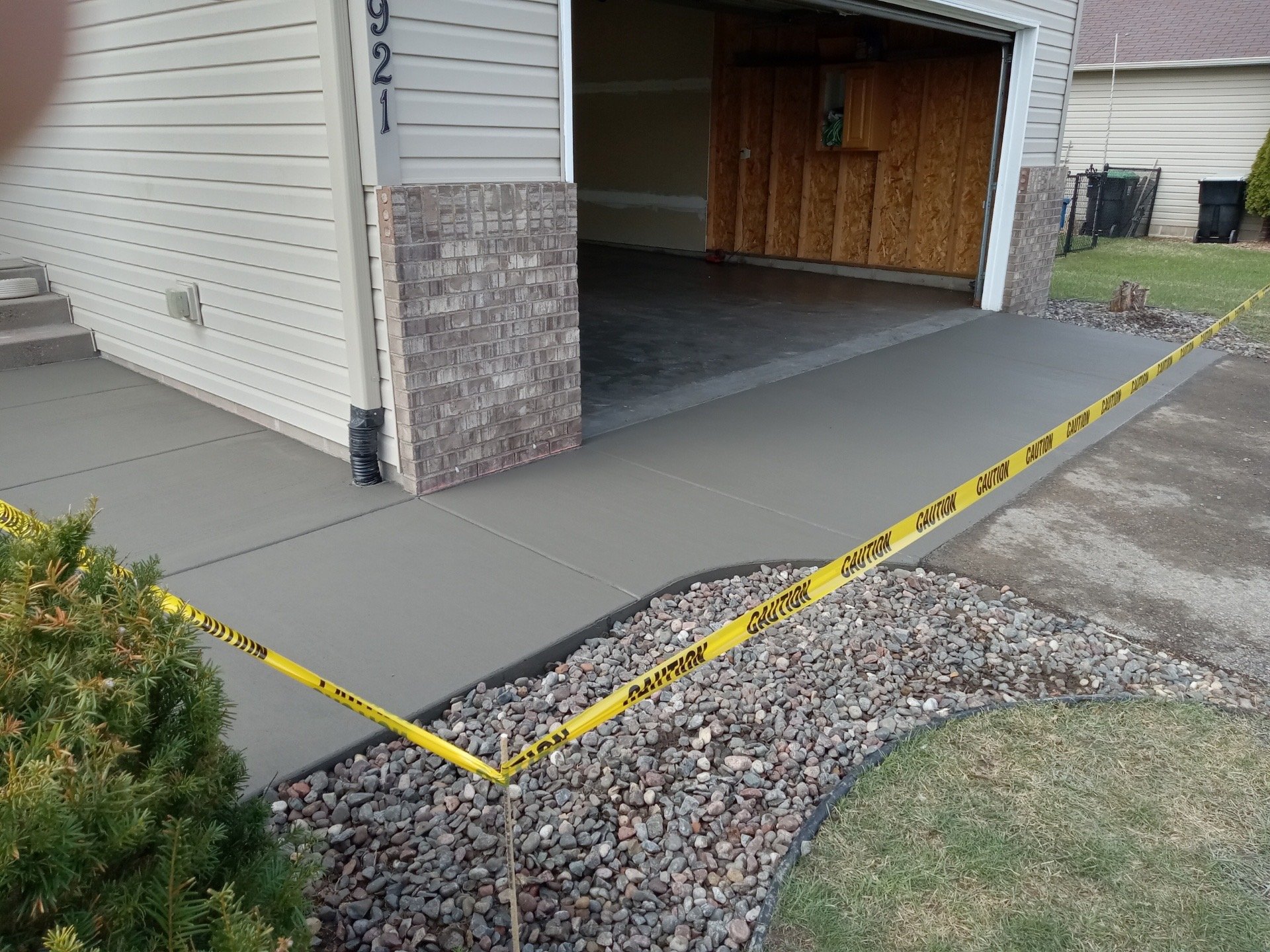 New Sidewalk and apron