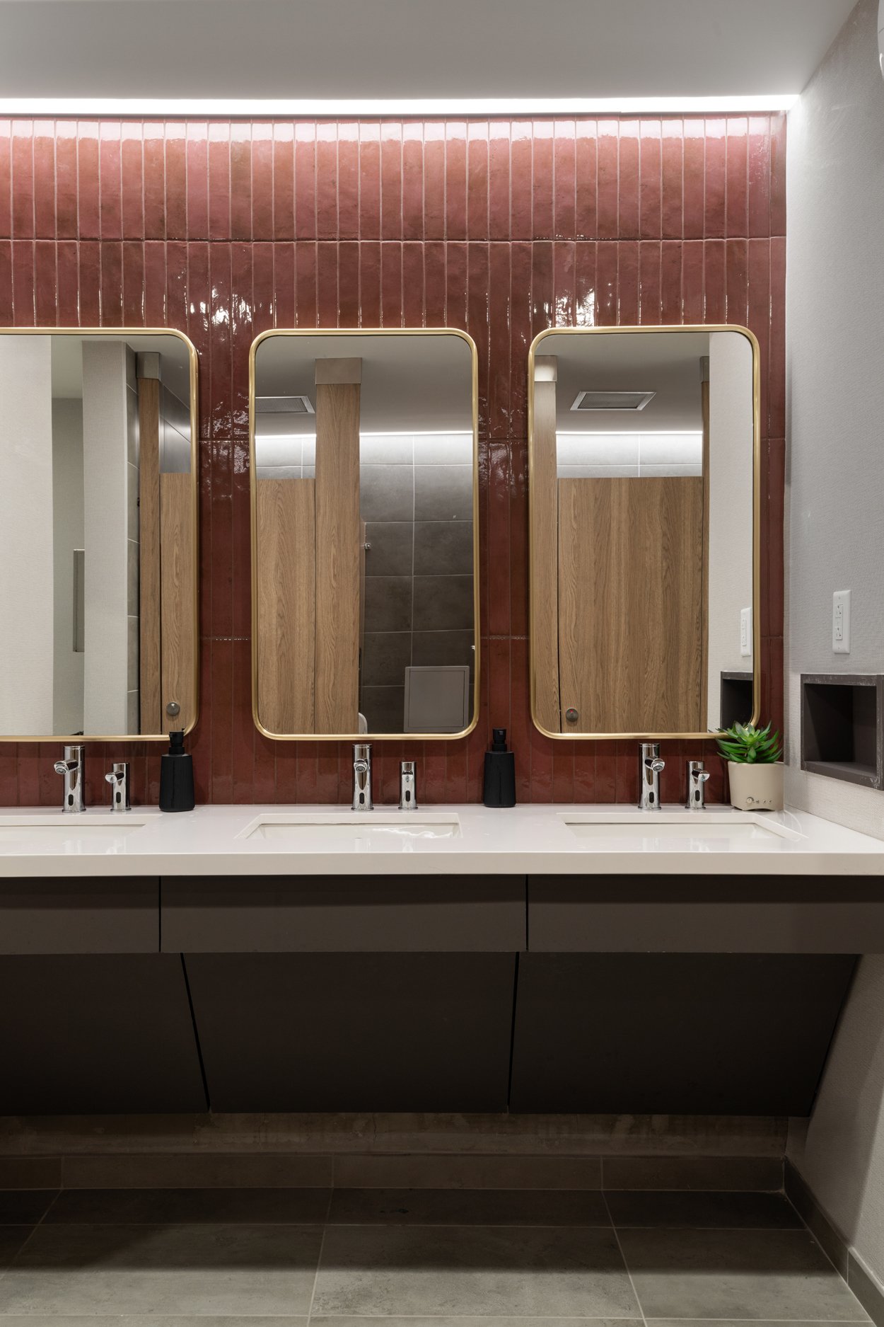 OLSEN Lockton Boston 13.jpg