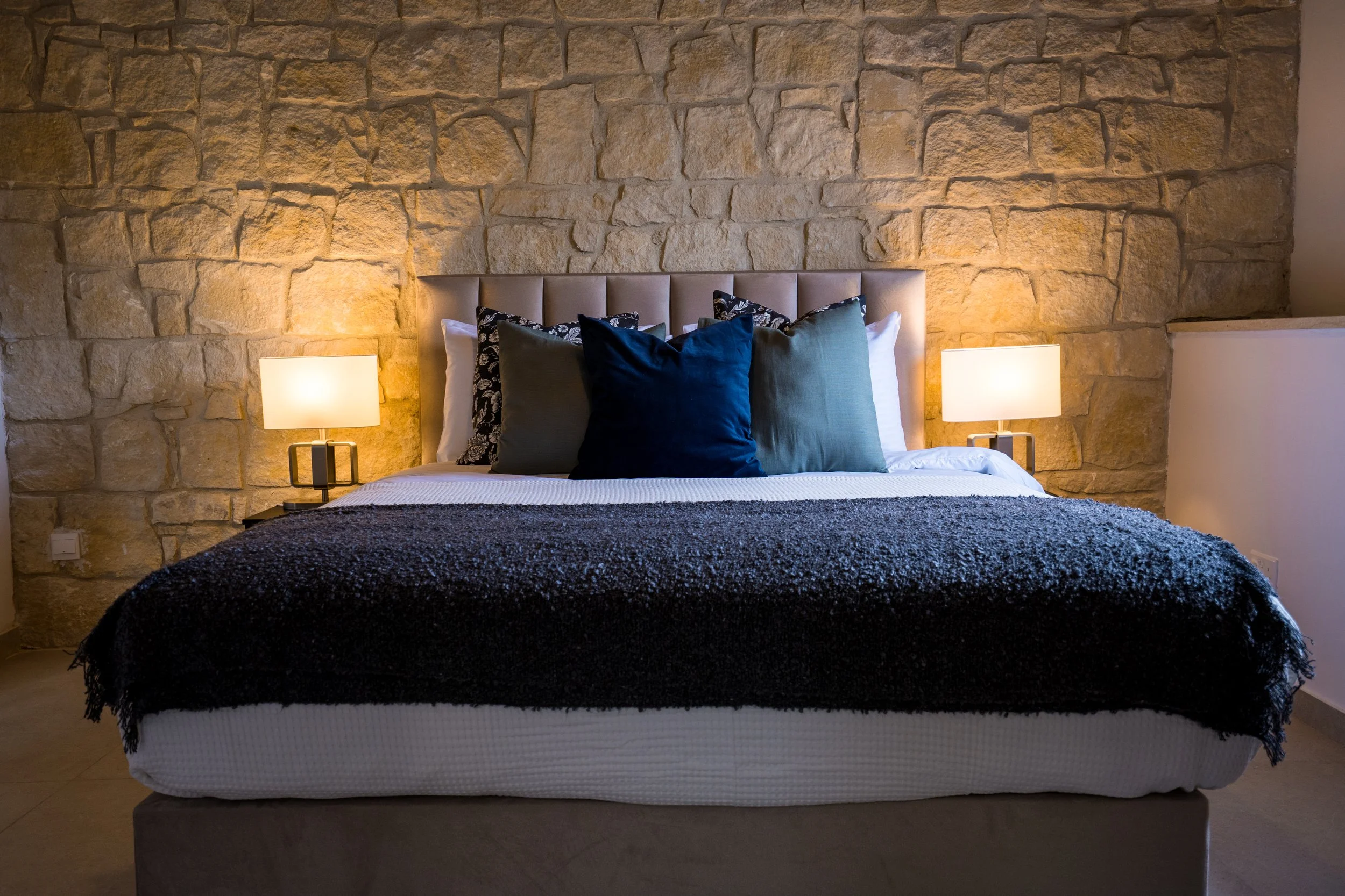 peristerona villa.jpg