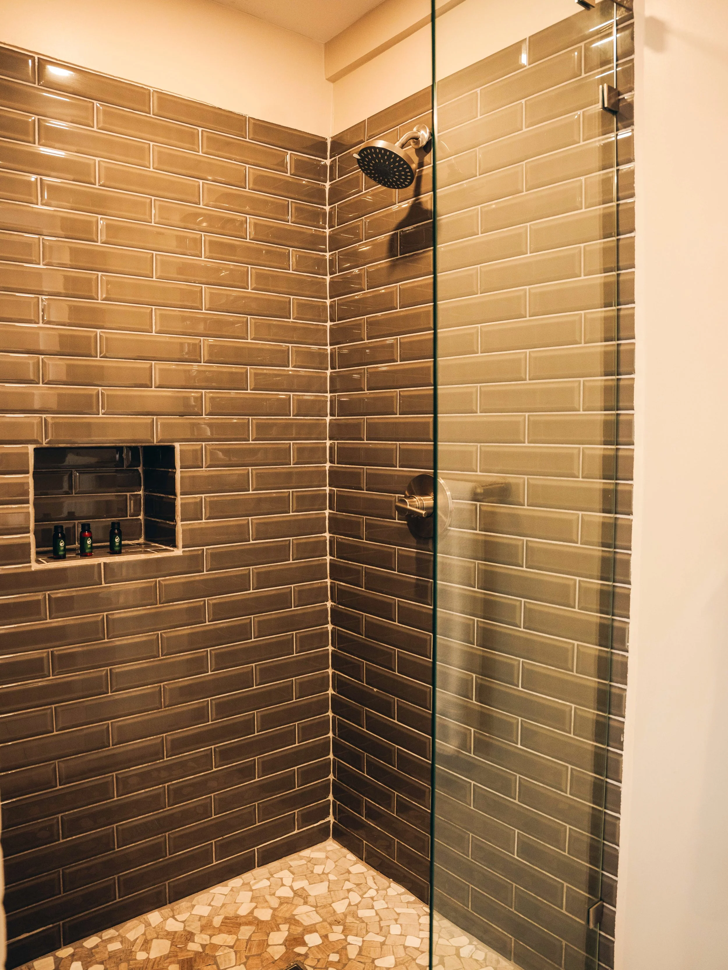 Shower in king bedroom in Belize City