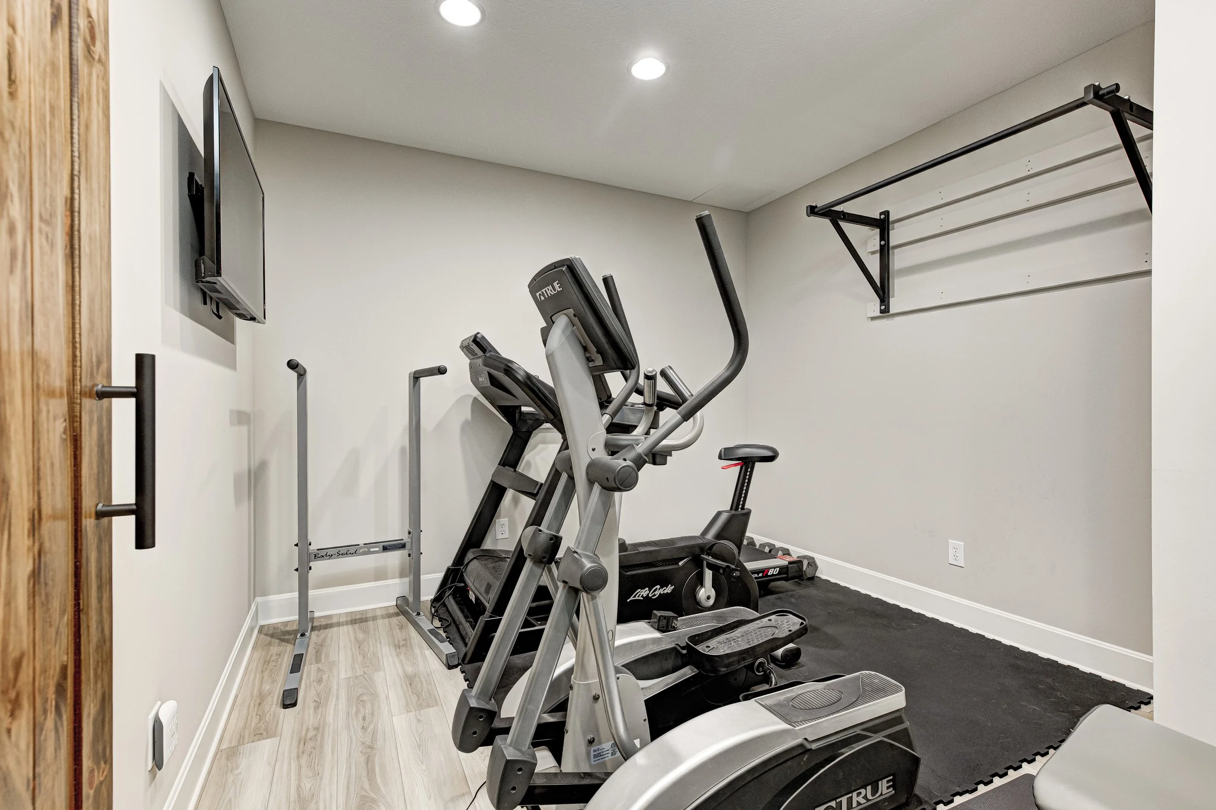 14381 Quail Pointe Dr_03.jpg