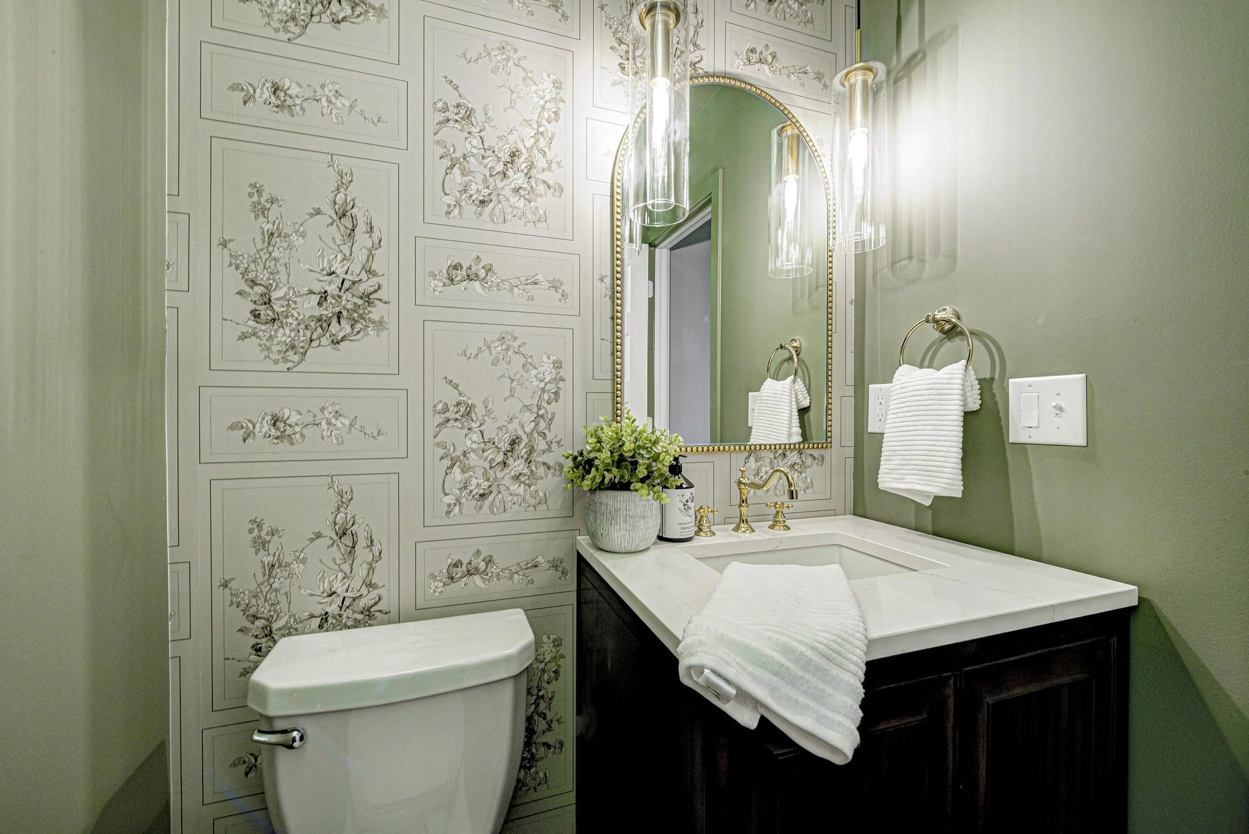 16795 Carlton rd_10.JPG