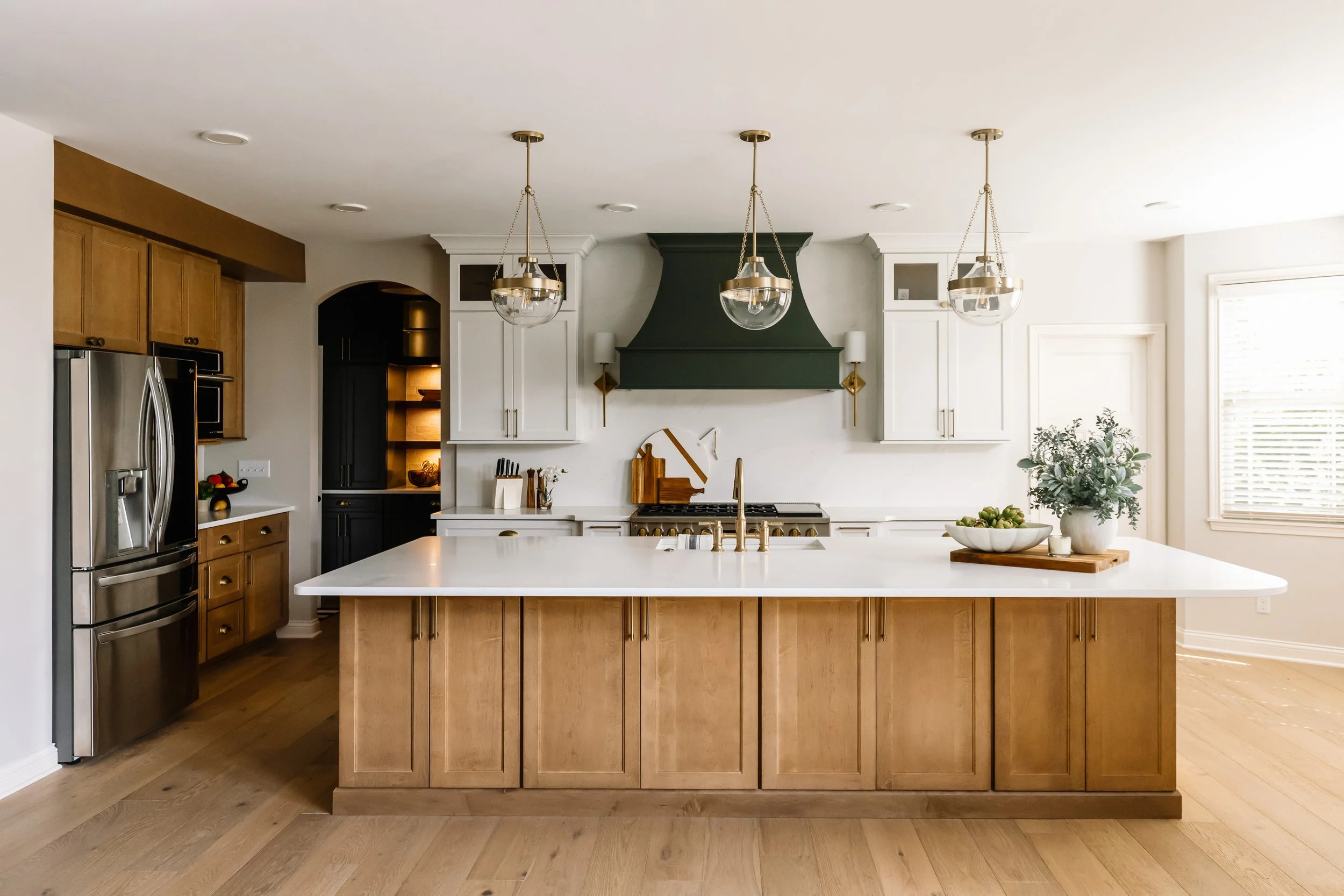 Open-Concept Elegance: A Luxury Zionsville Kitchen Remodel